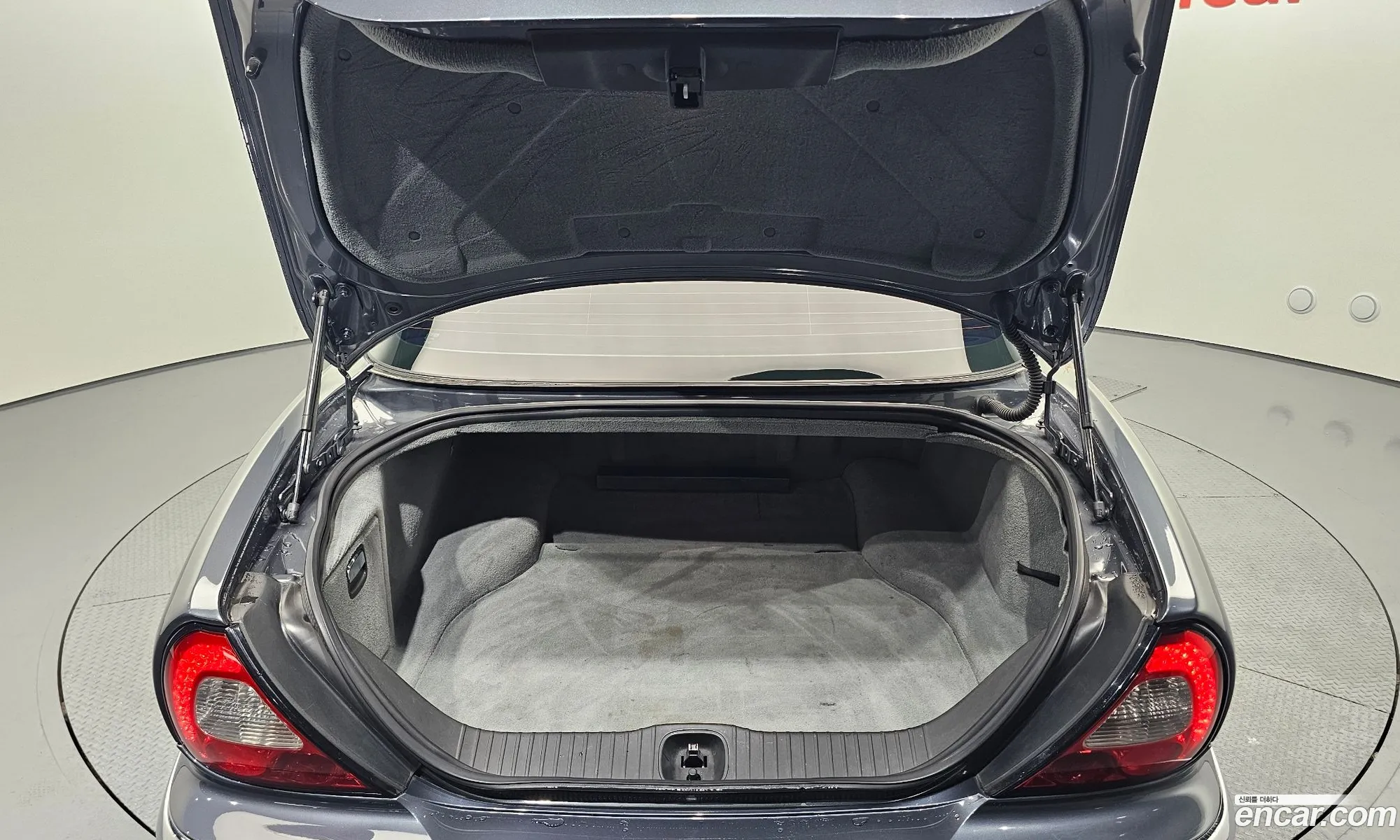 Jaguar XJ8 2006 SAJAA80T76RH10130 — 4