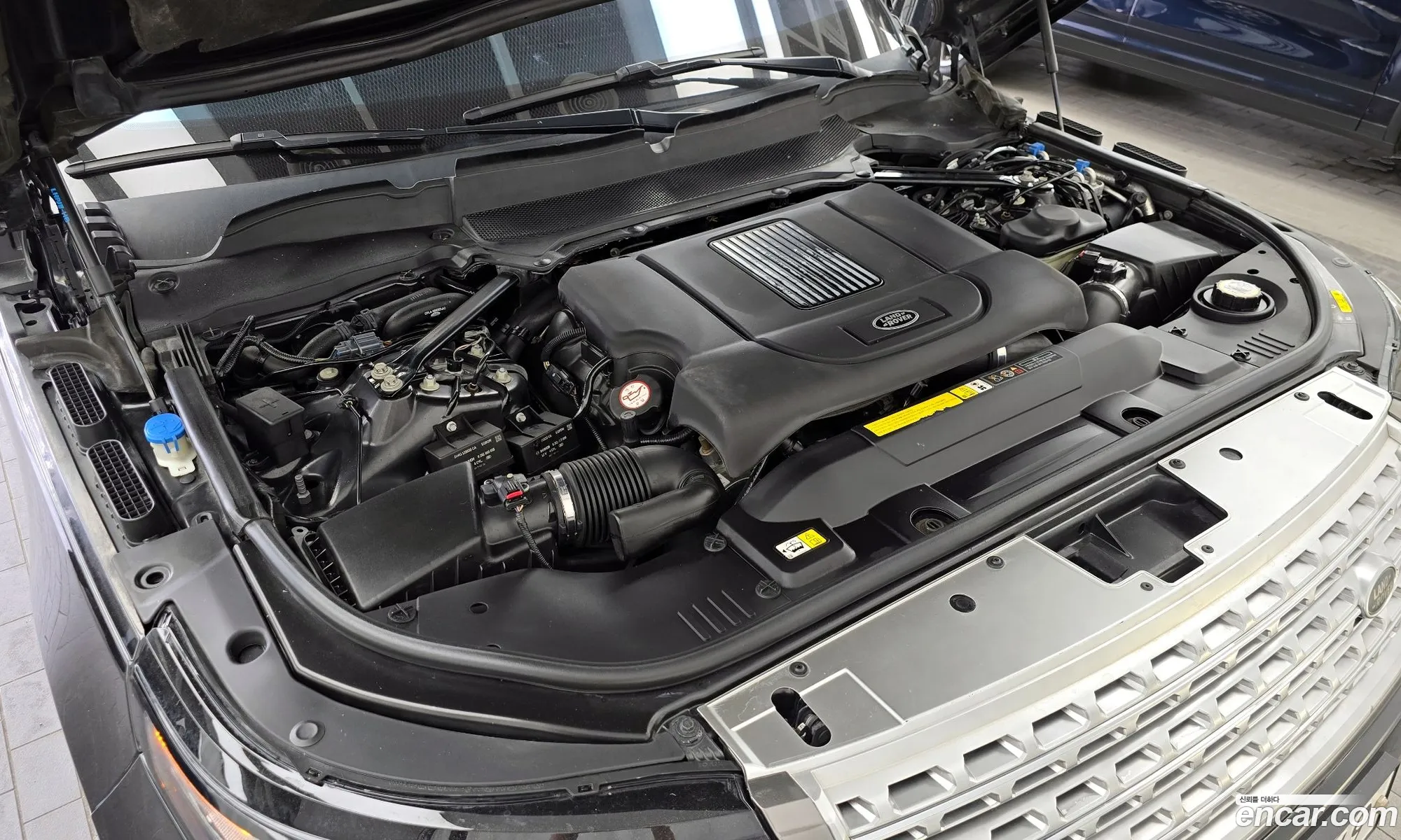 Land Rover Range Rover 2017 SALGA2FJ0HA365512 — 20