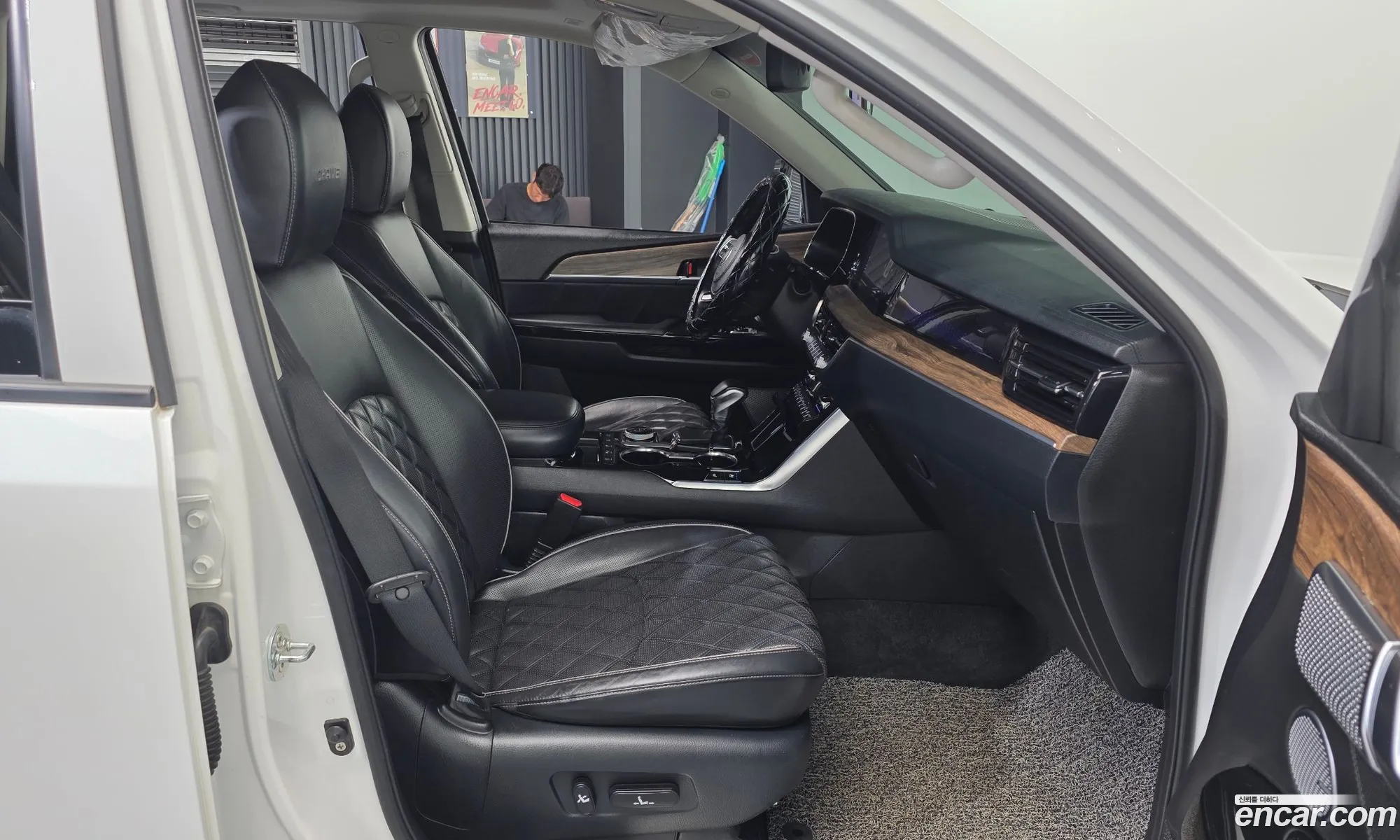 Kia Mohave the Master 2020 KNAKN814DLA205736 — 6