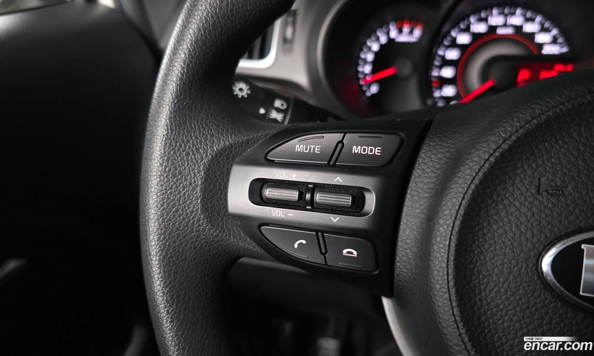 Kia Ray 2019 KNACG811BKT219010 — 29