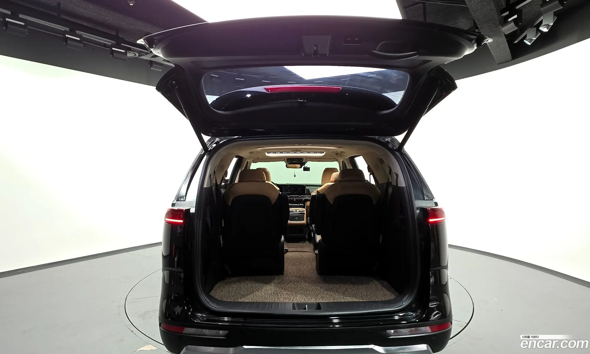 Kia Carnival 2020 KNANC81BBMS035214 — 8