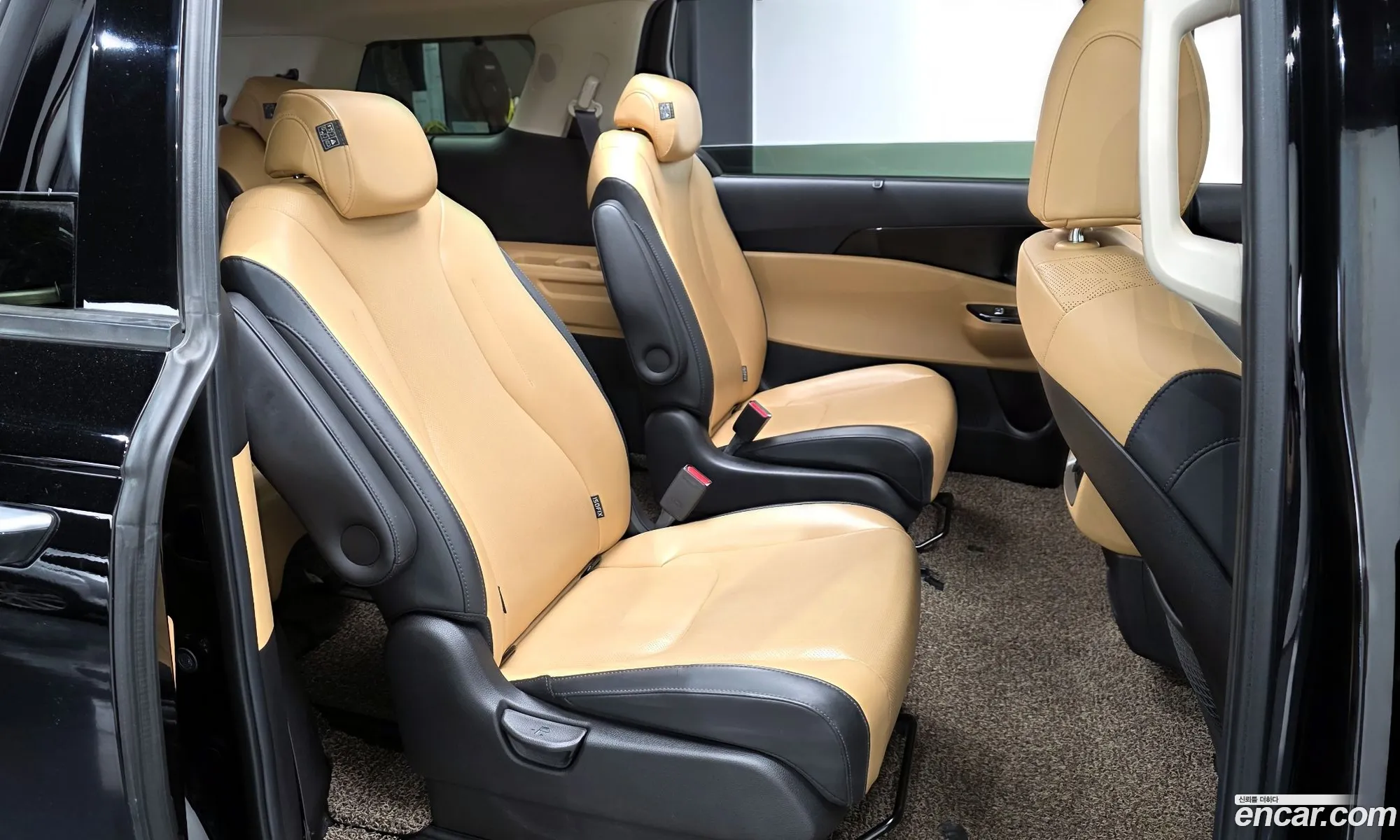 Kia Carnival 2020 KNANC81BBMS035214 — 20