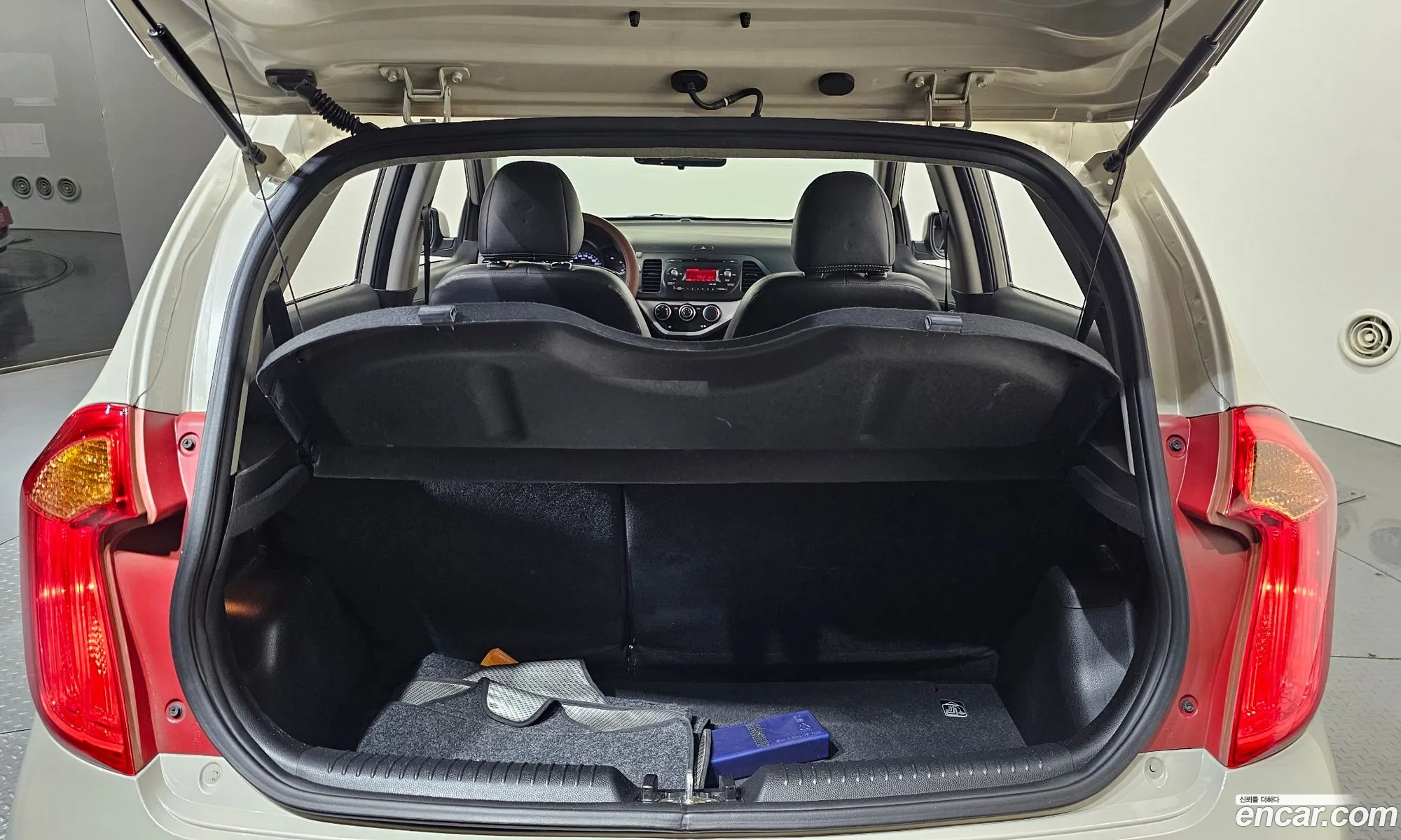 Kia Morning 2012 KNABX511ACT375835 — 17