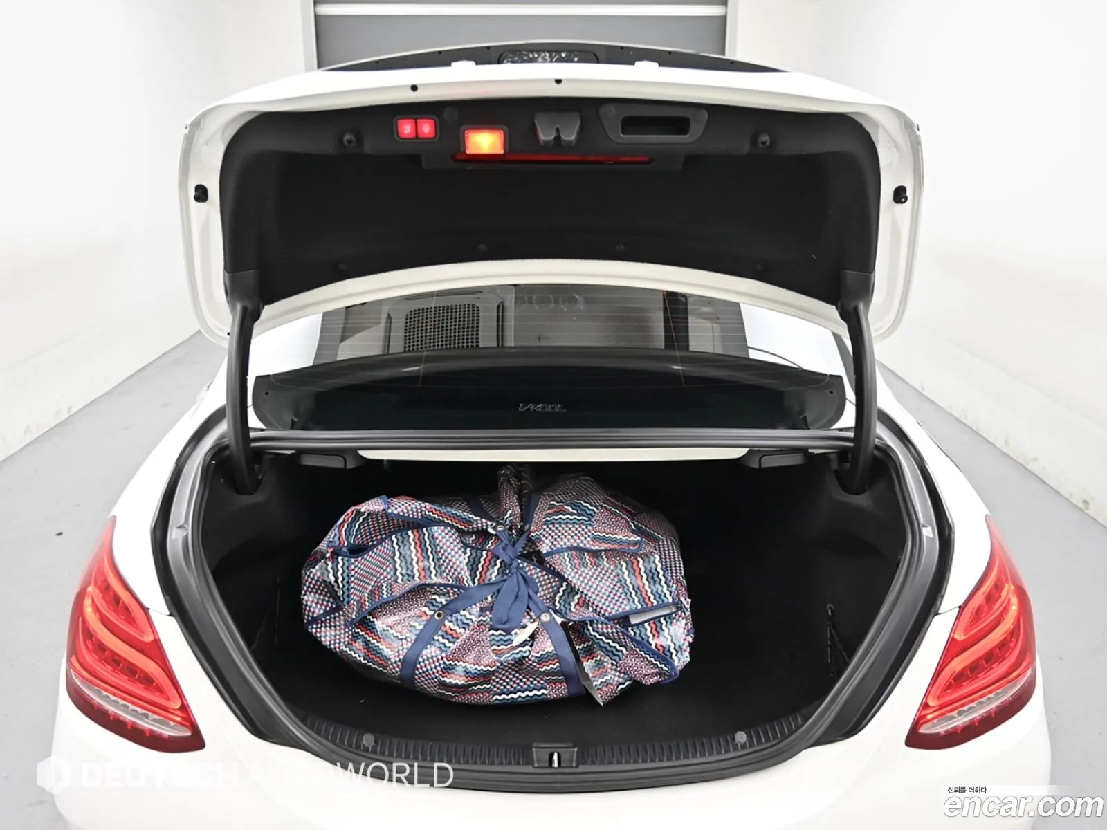 Mercedes-Benz C-Class W205 2015 — 2