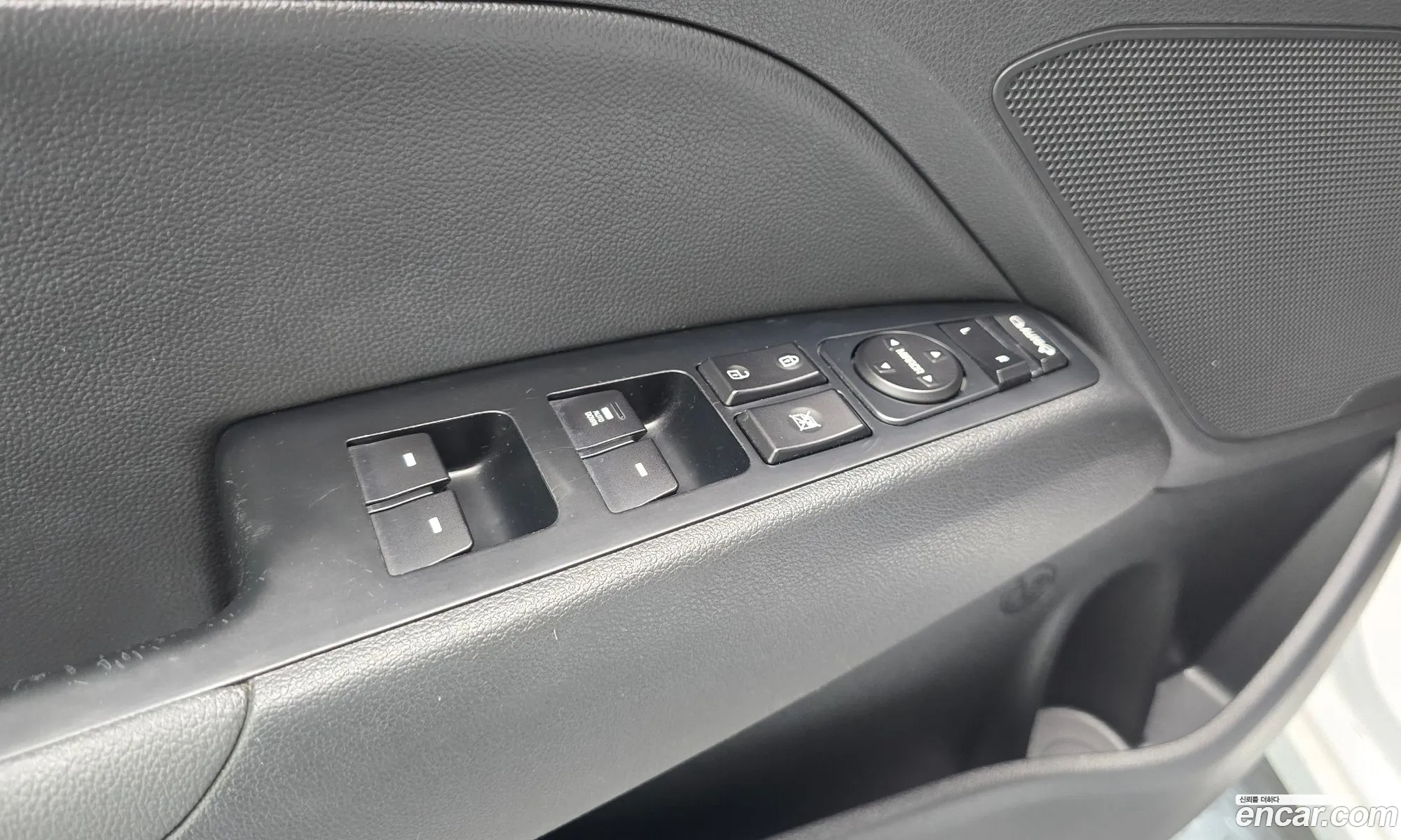 Hyundai Elantra AD 2016 KMHD741DBGU084776 — 14