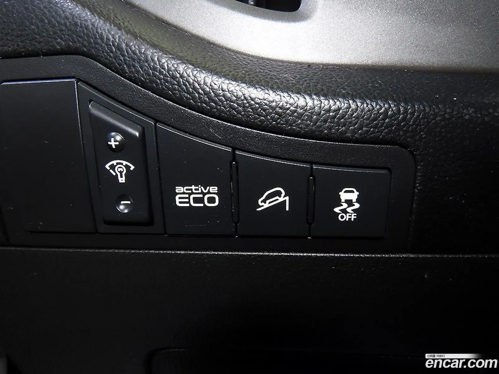 Kia Sportage R 2011 — 11