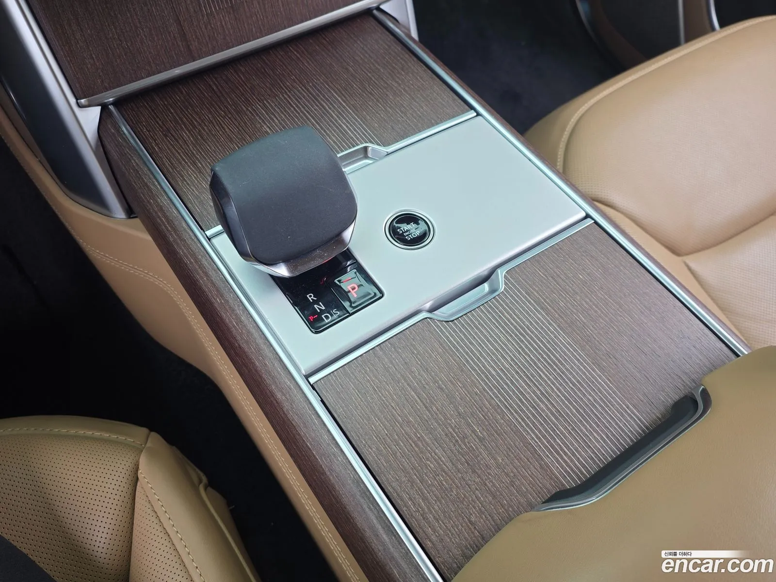 Land Rover Range Rover 2024 — 5