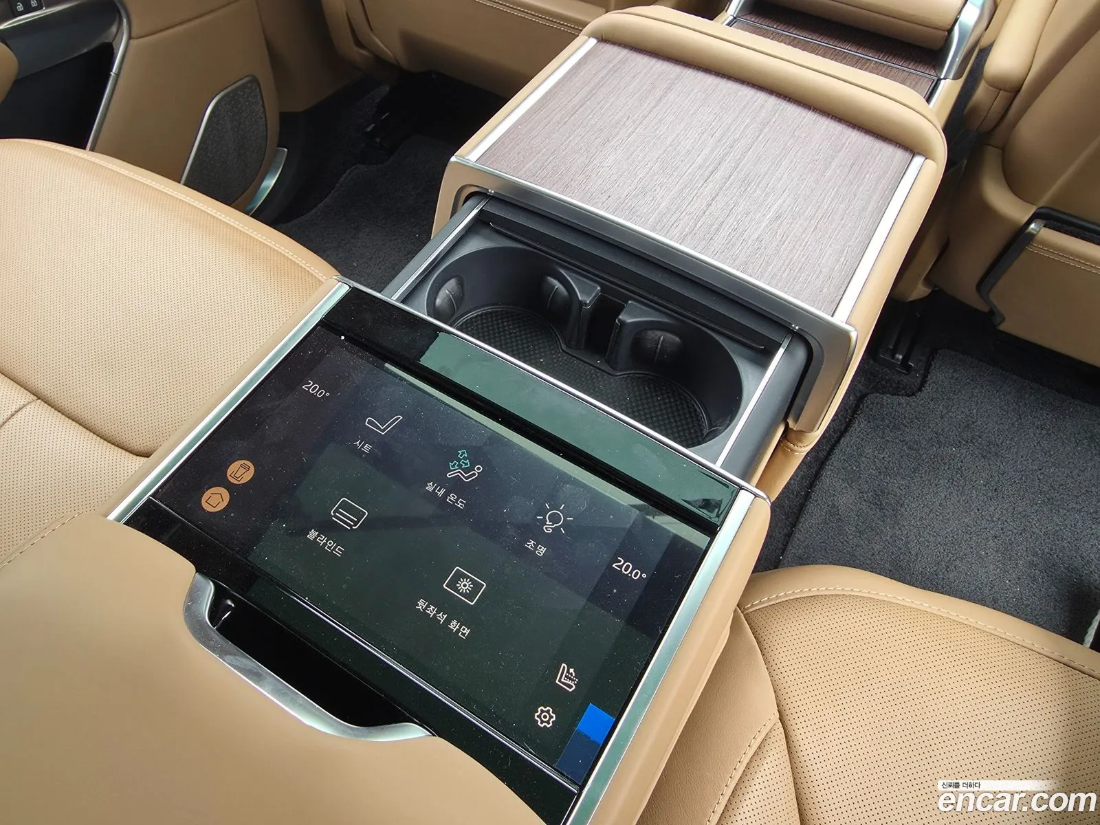 Land Rover Range Rover 2024 — 6