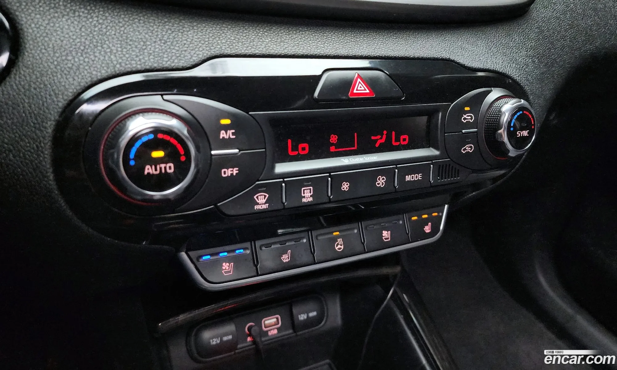 Kia Sorento 2014 KNAPS81ABFA018245 — 4