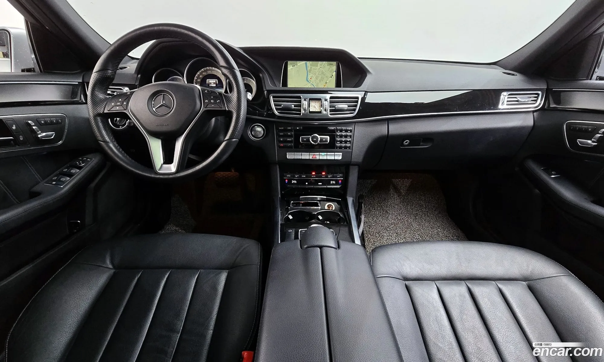 Mercedes-Benz E-Class W212 2013 WDDHF5FB5EA855484 — 18
