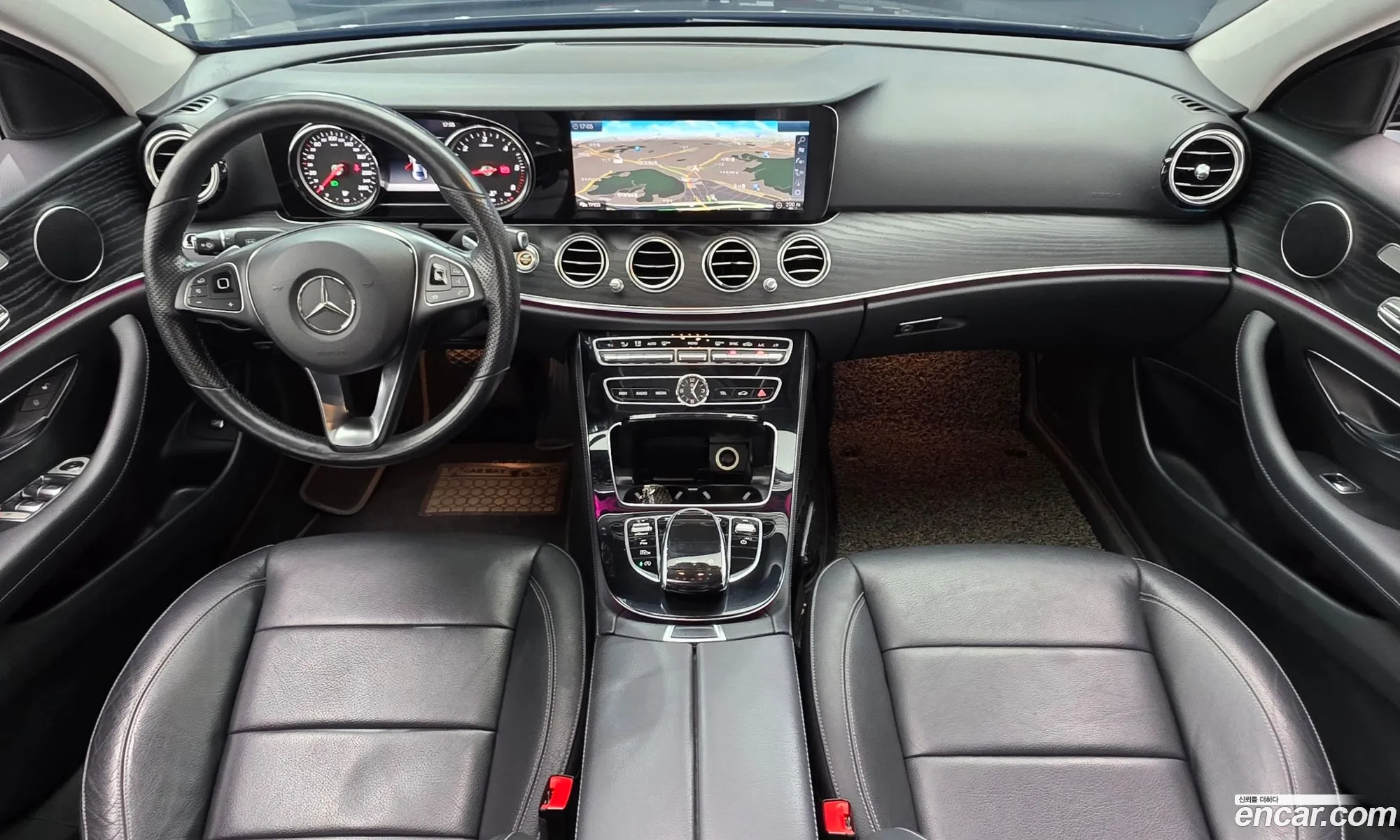 Mercedes-Benz E-Class W213 2017 WDDZF0EB2HA172798 — 2
