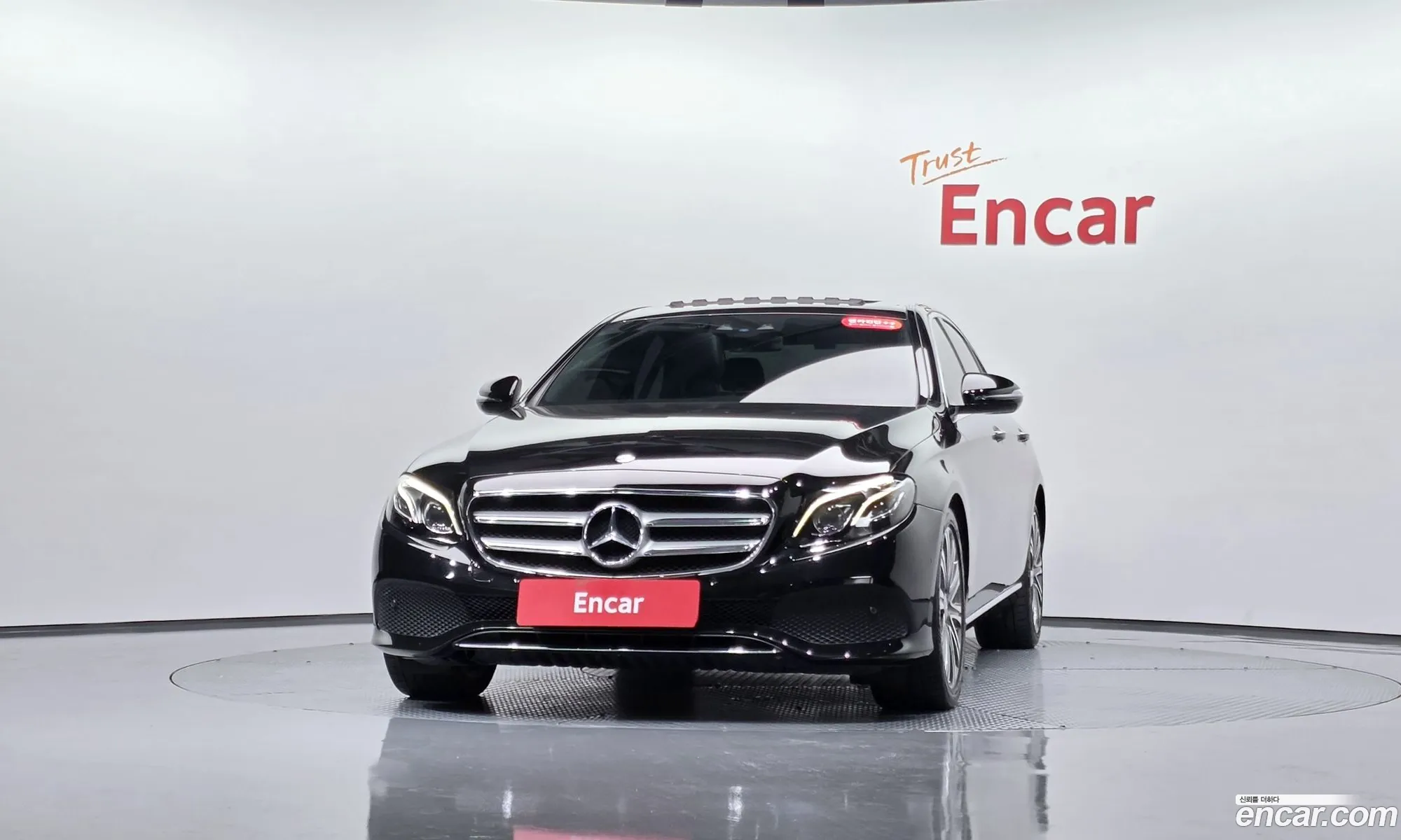 Mercedes-Benz E-Class W213 2017 WDDZF0EB2HA172798 — 9