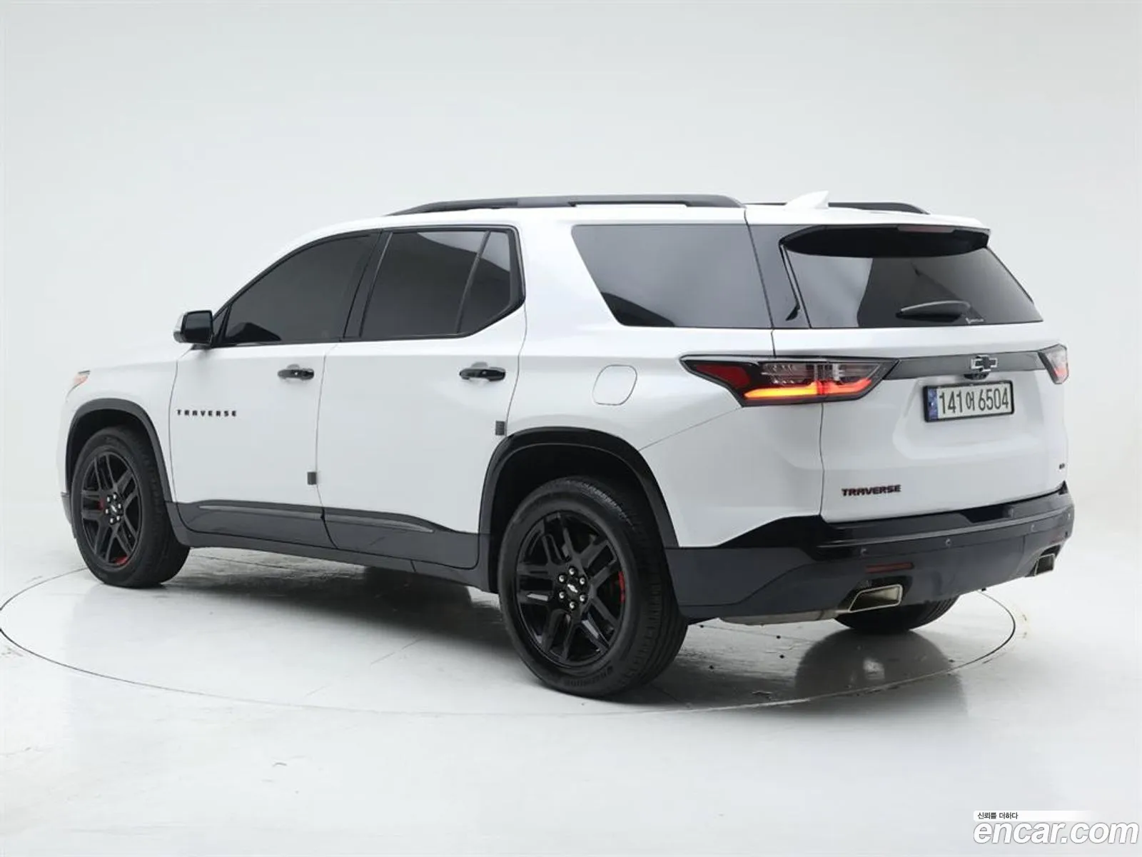 Chevrolet (GM Daewoo) Traverse 2021 — 2