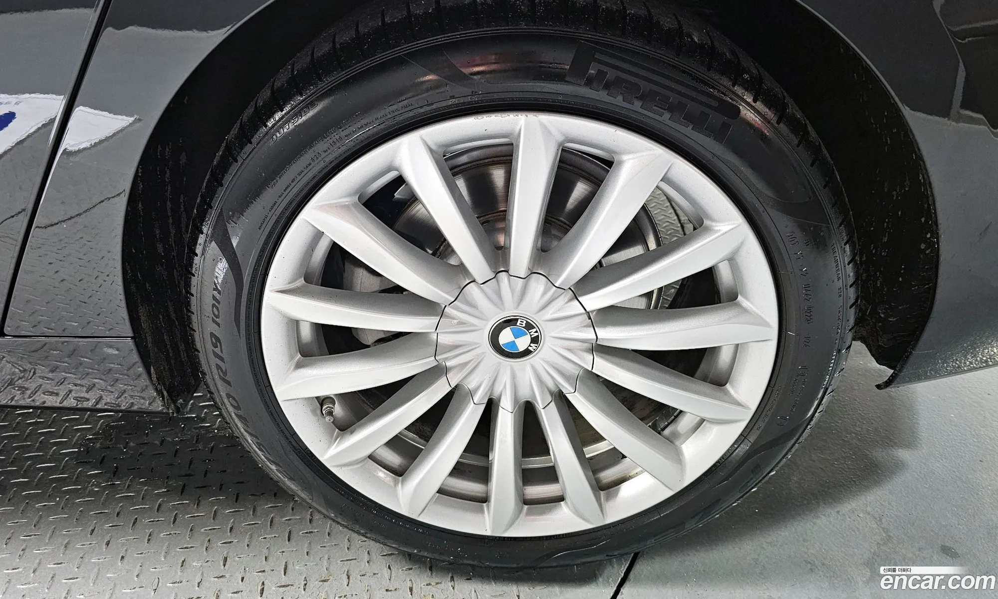 BMW 6 Series GT 2023 — 8