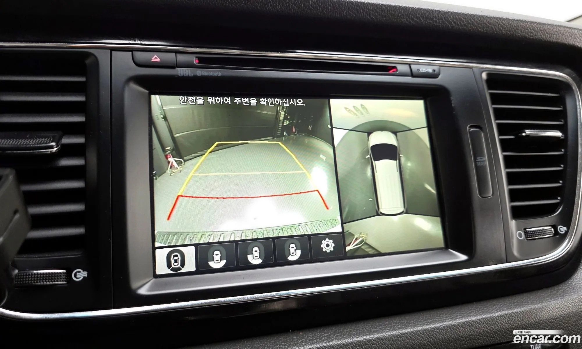 Kia Carnival 2017 KNAMD81ABJS357222 — 10