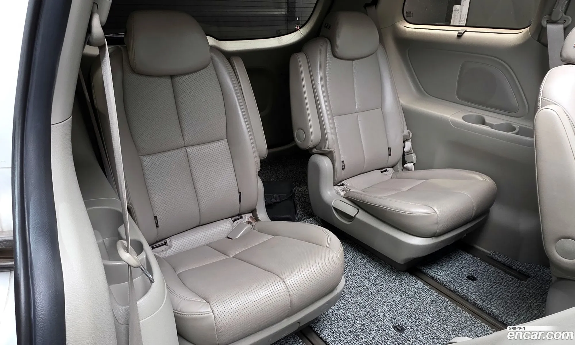 Kia Carnival 2017 KNAMD81ABJS357222 — 7