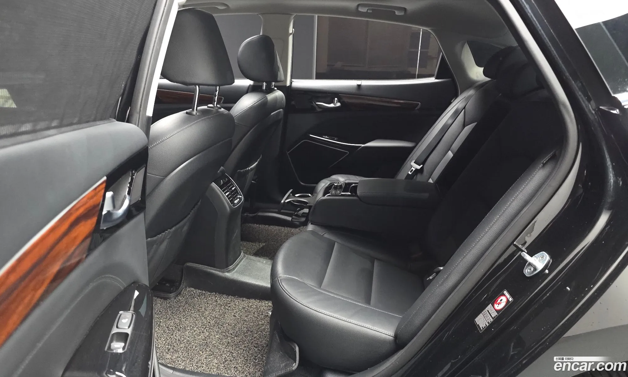 Kia K7 2016 — 23