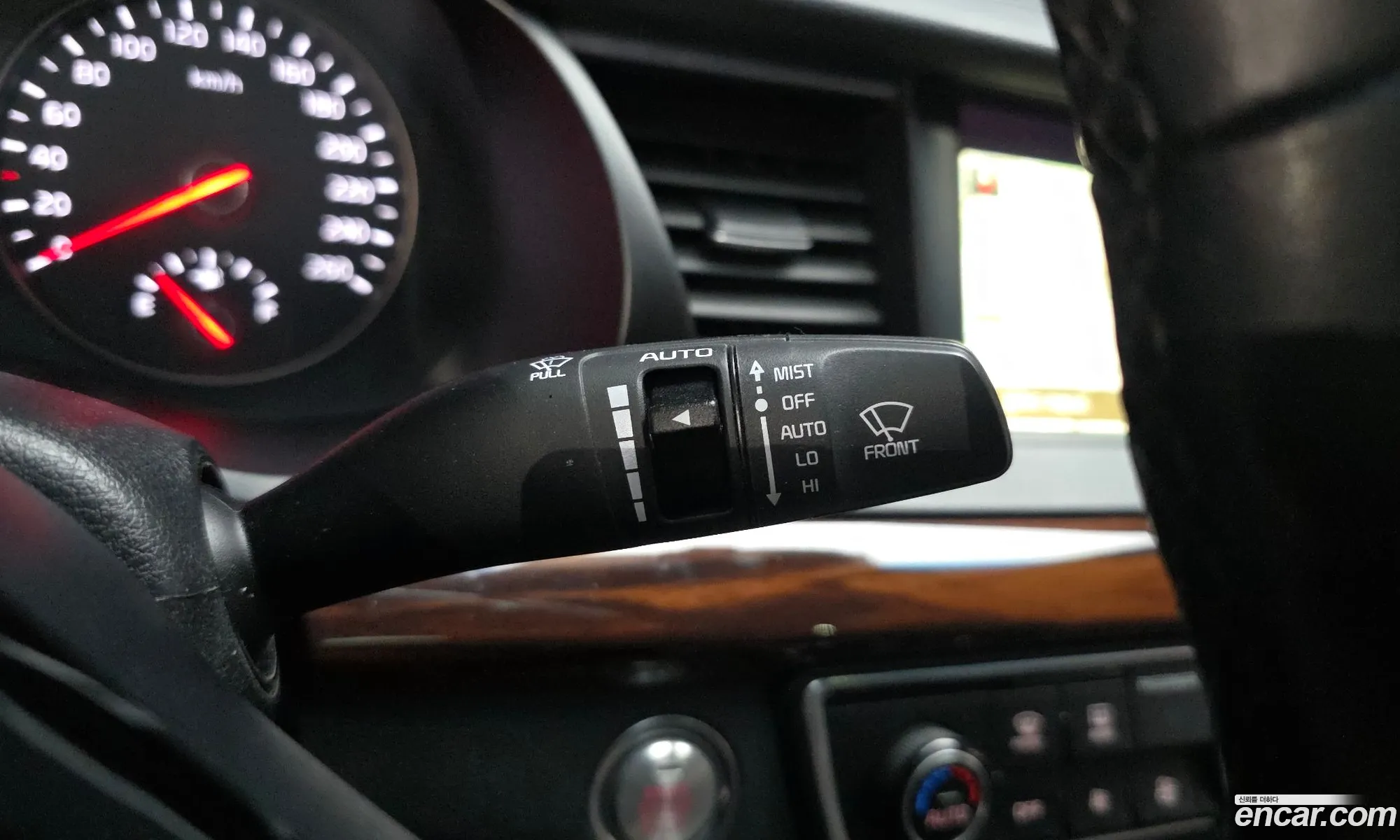 Kia K7 2016 — 20