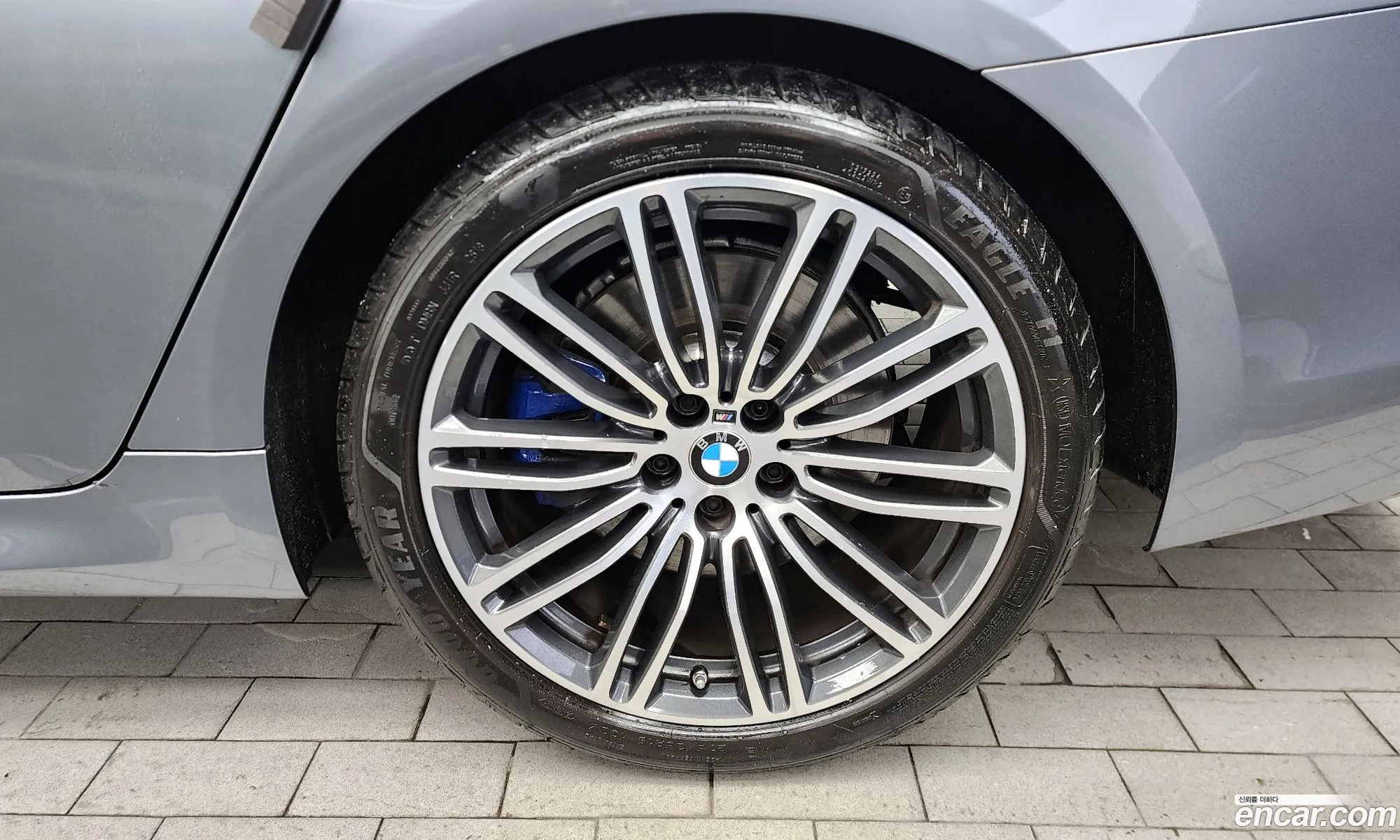 BMW 5 Series 2019 — 18