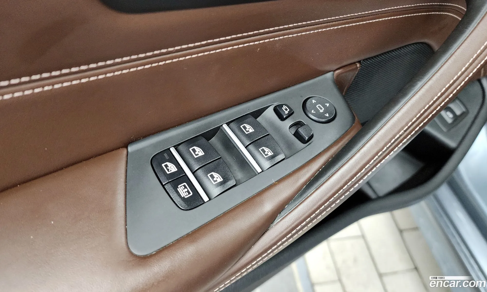 BMW 5 Series 2019 — 5