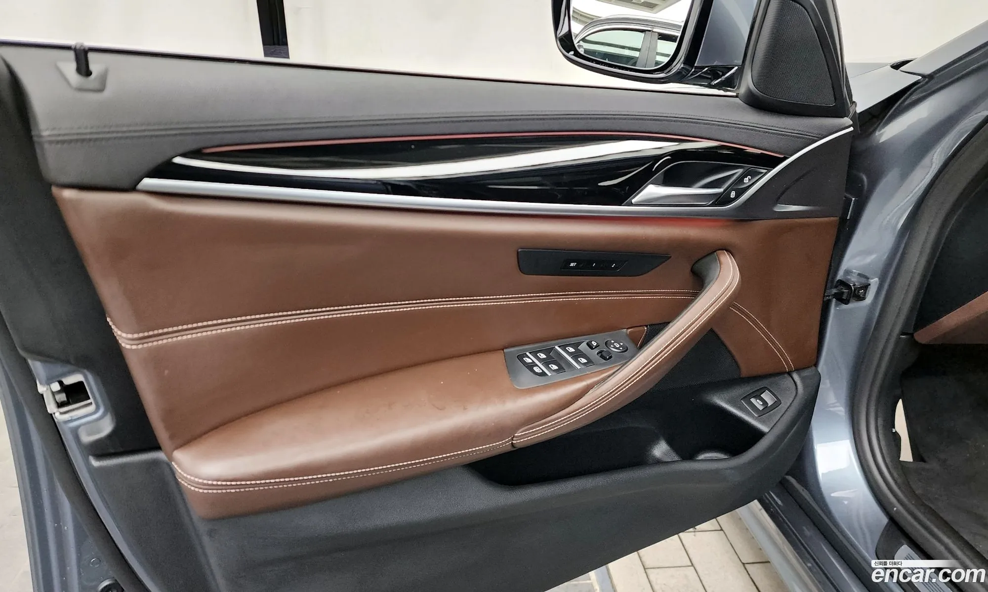 BMW 5 Series 2019 — 16