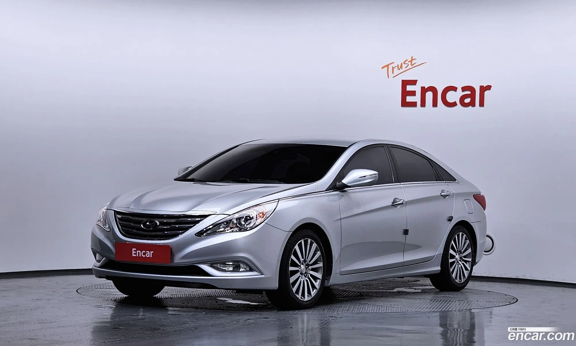 Hyundai YF Sonata 2012 KMHEC41ABCA424738 — 16