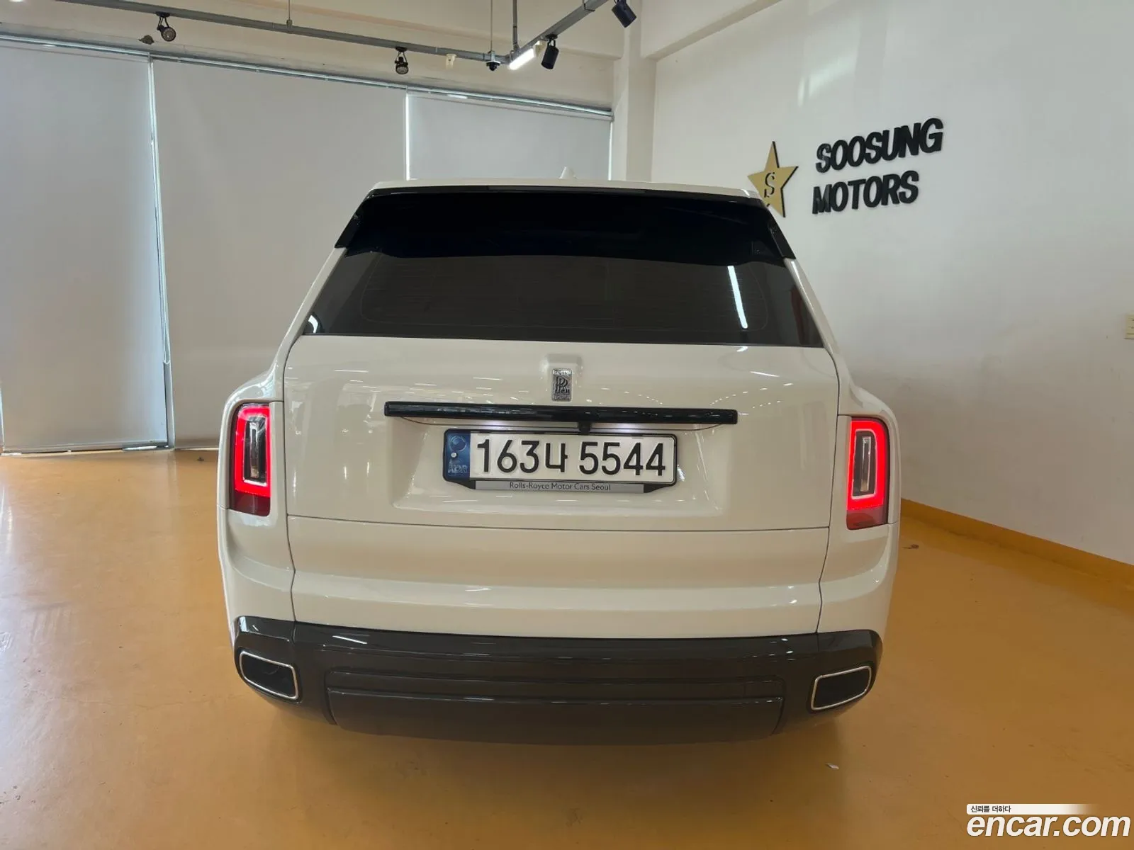 Rolls-Royce Cullinan 2022 — 11