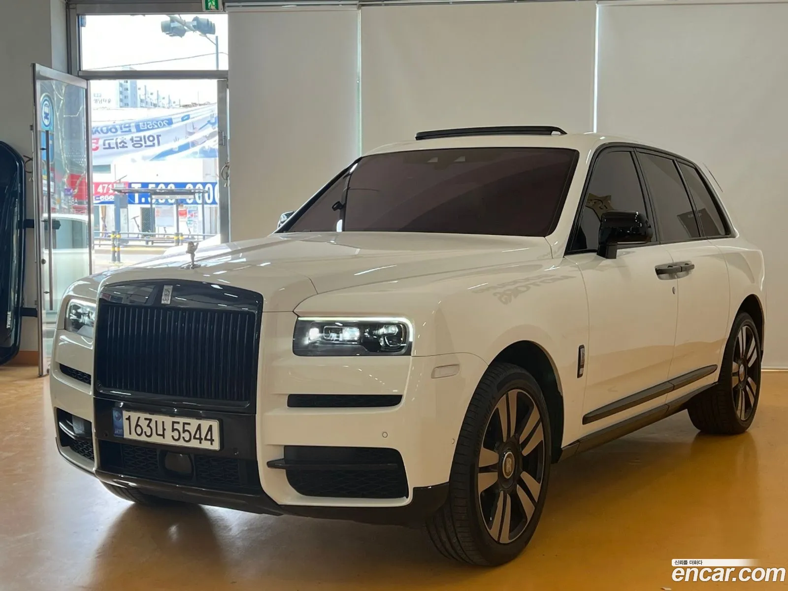 Rolls-Royce Cullinan 2022 — 8