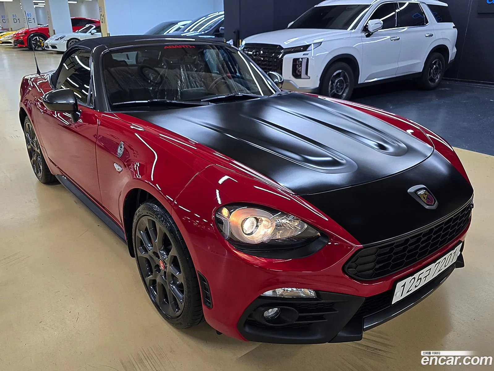 Fiat 124 Spider 2019 — 16