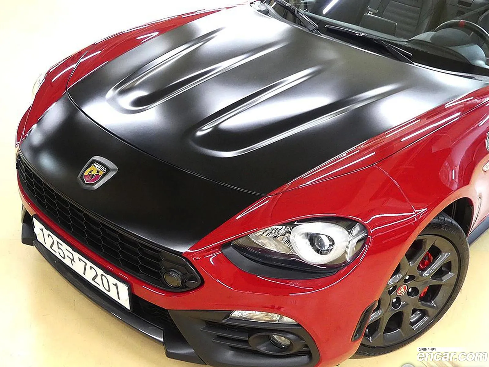 Fiat 124 Spider 2019 — 8