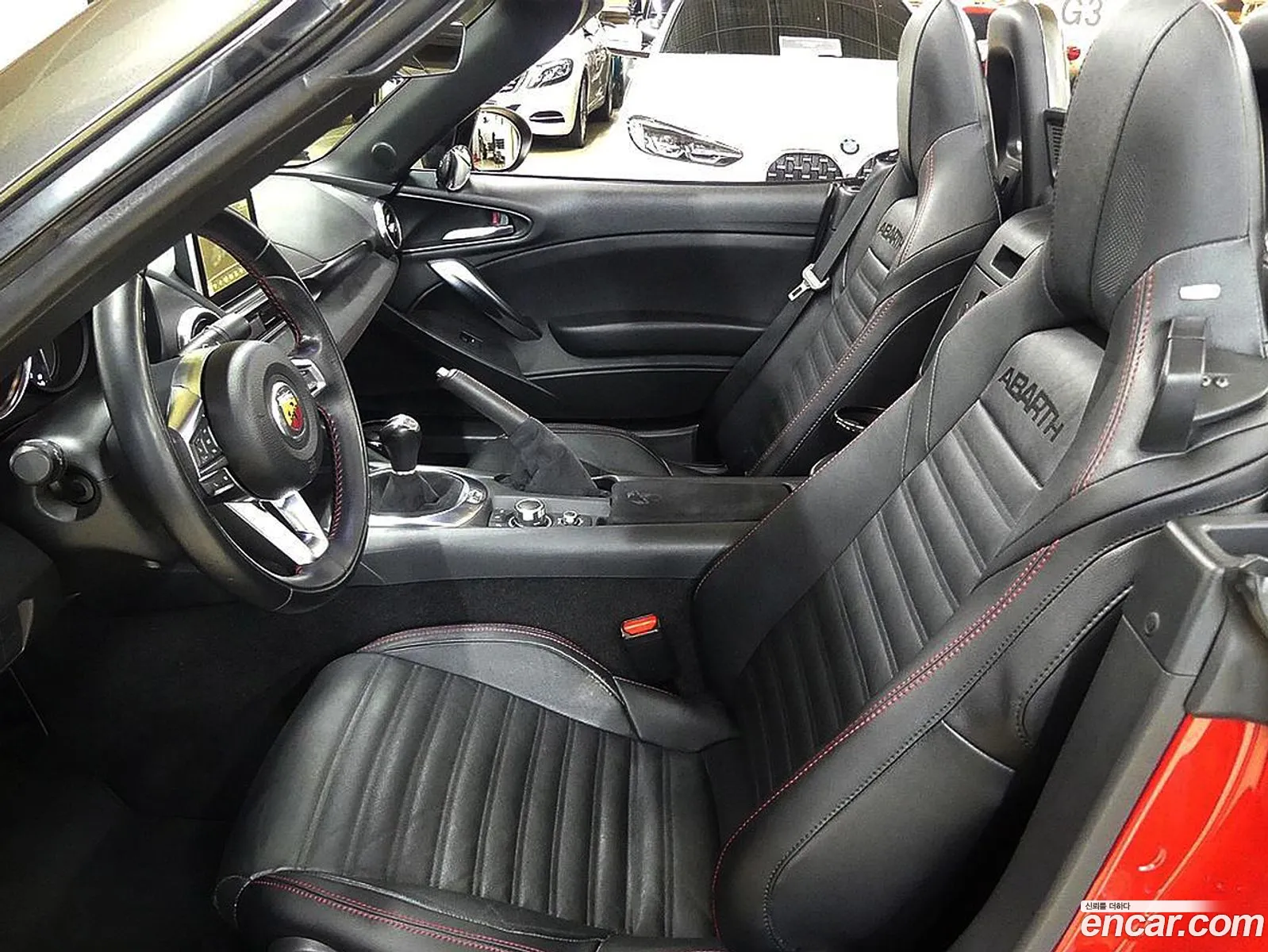 Fiat 124 Spider 2019 — 13