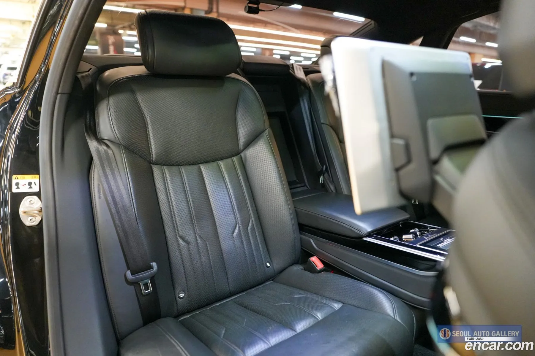 Audi A8 2021 — 4