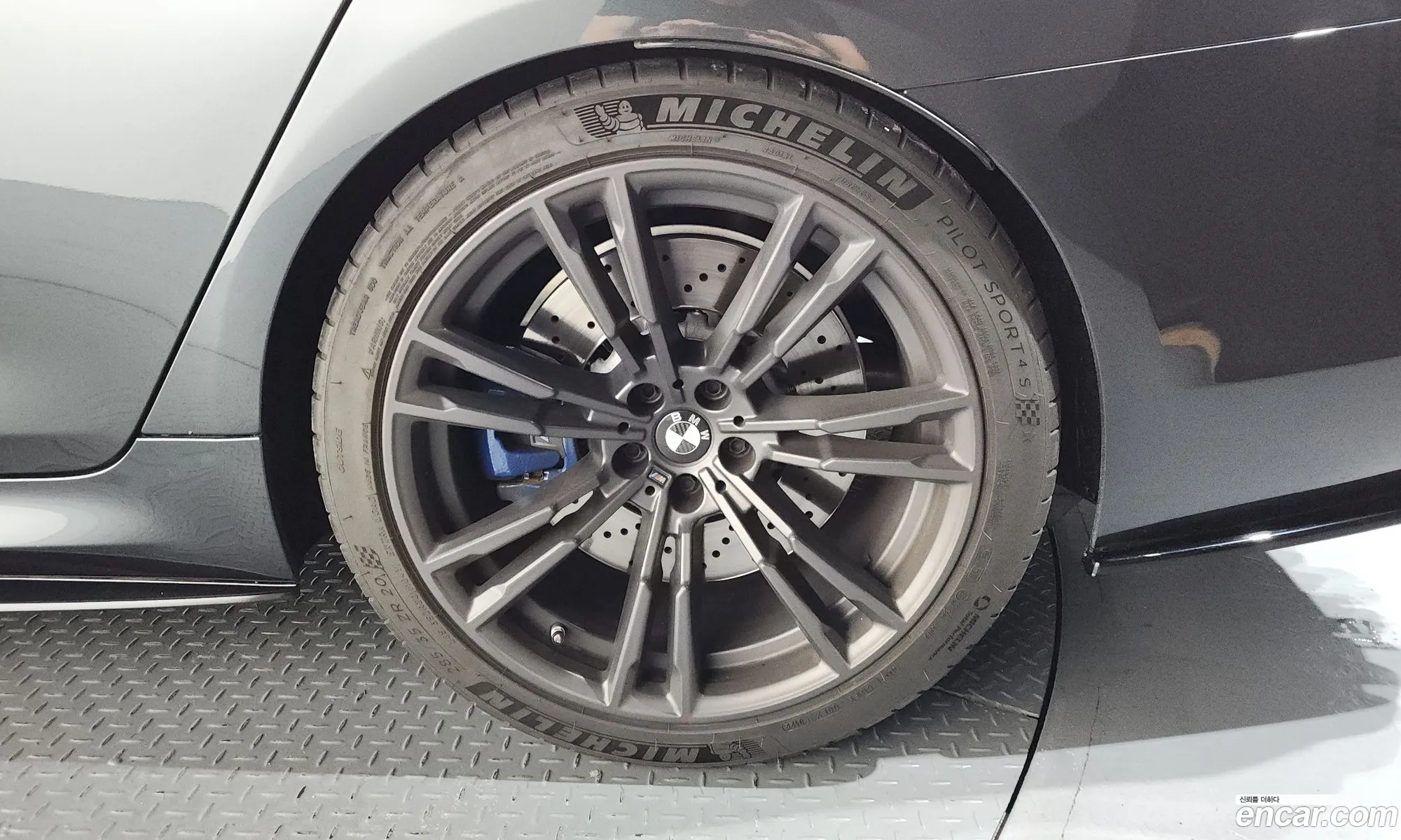 BMW M5 2020 — 9