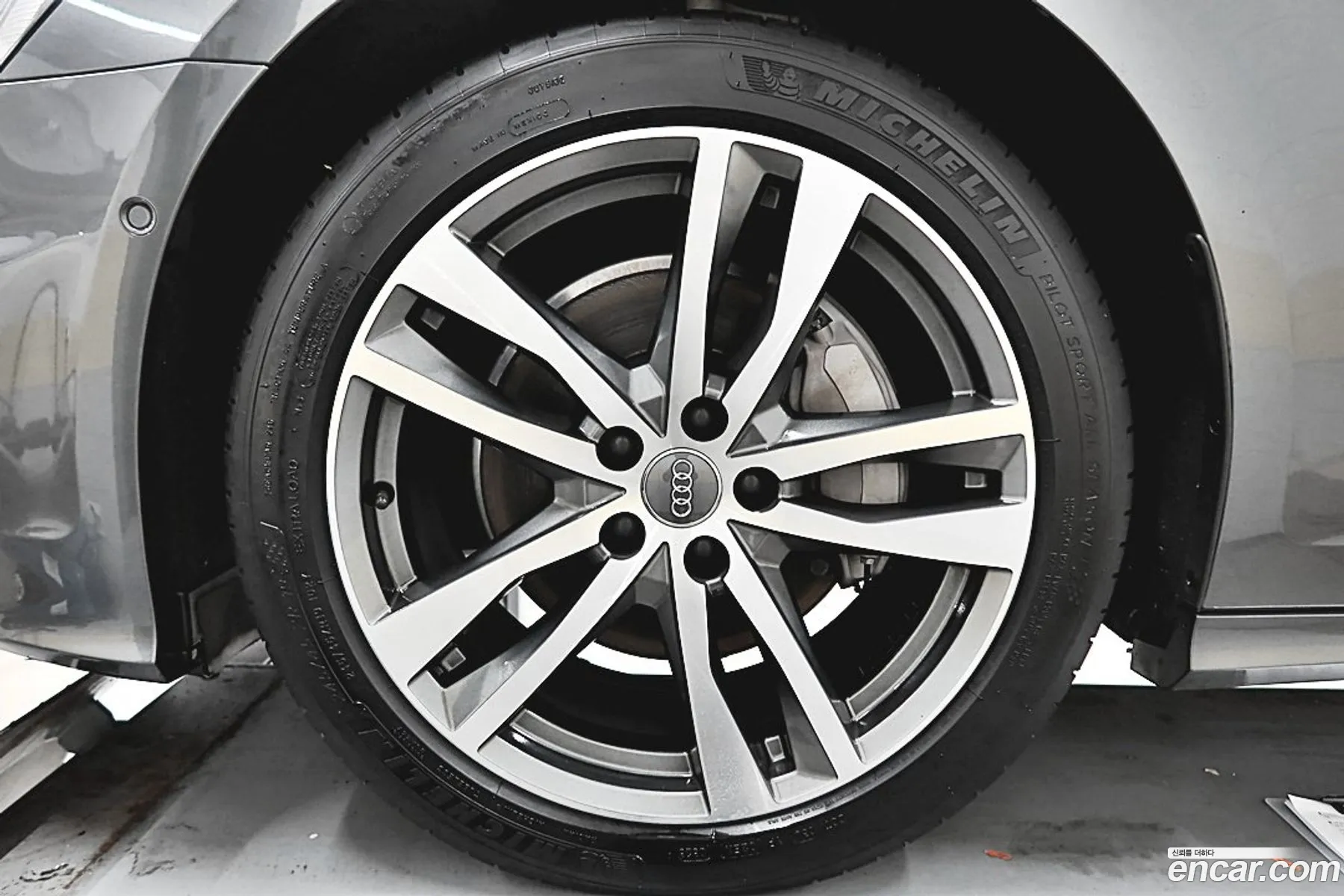 Audi A6 2020 — 10