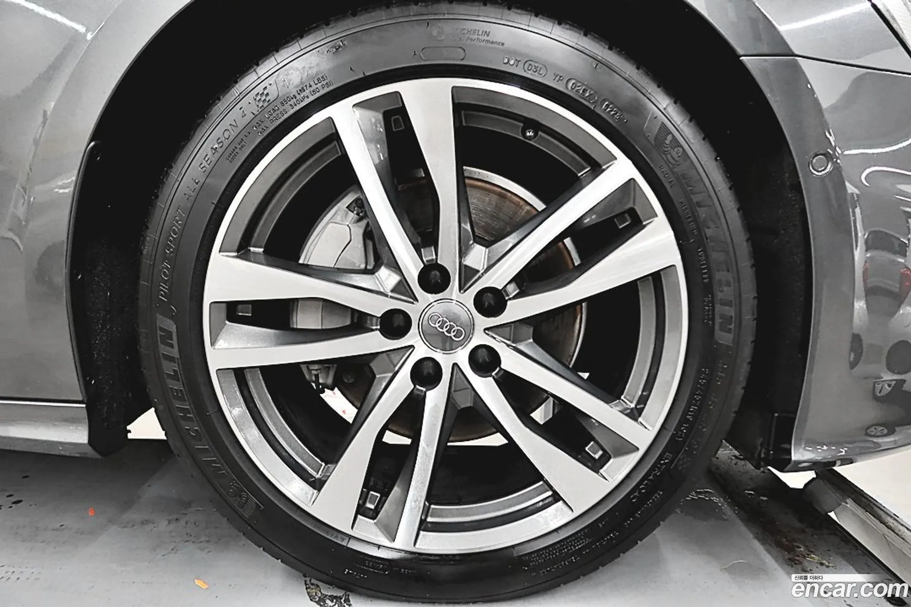 Audi A6 2020 — 18