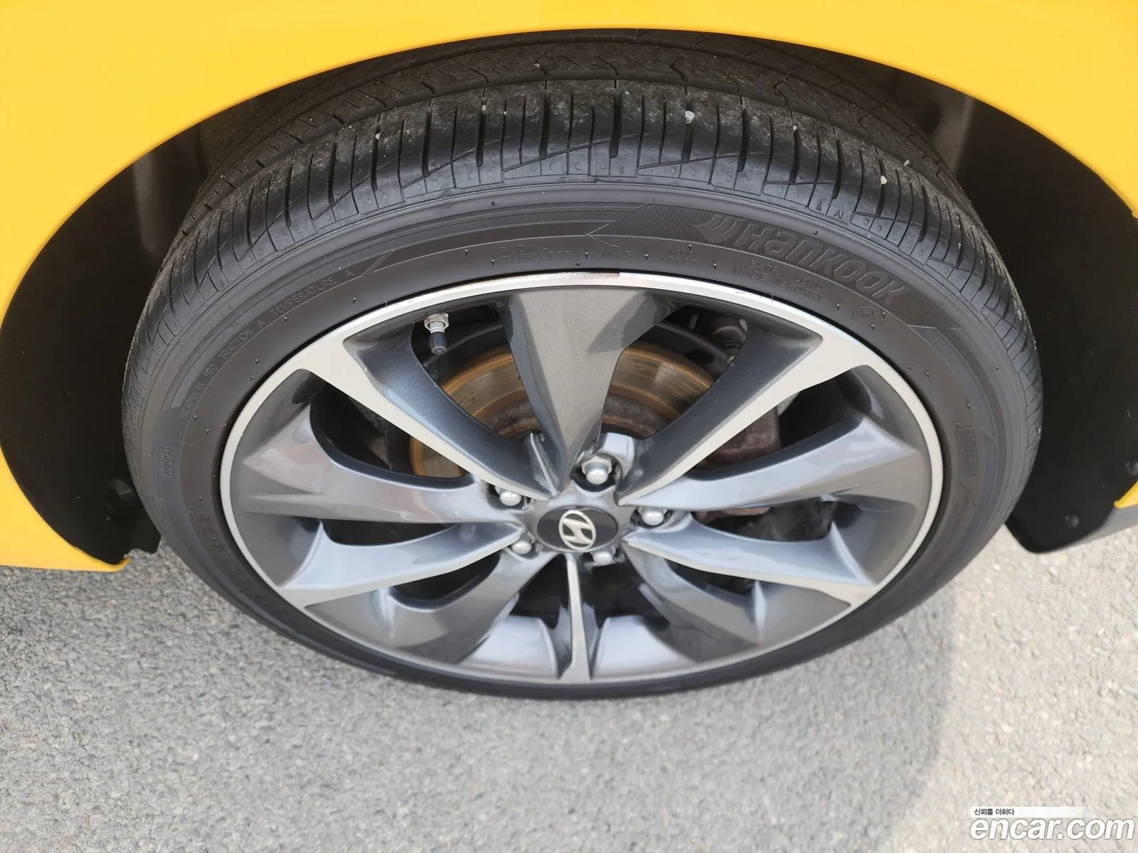 Hyundai Veloster 2018 — 11