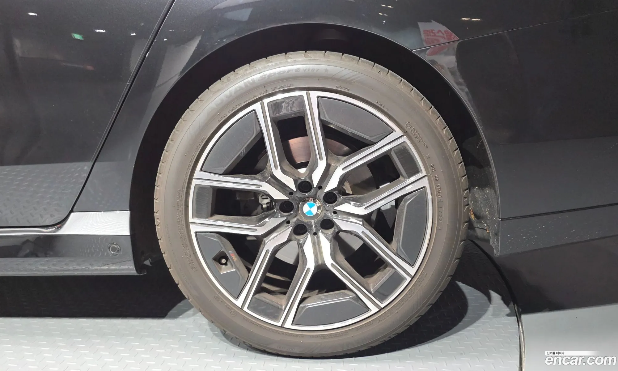 BMW 7 Series 2023 — 9