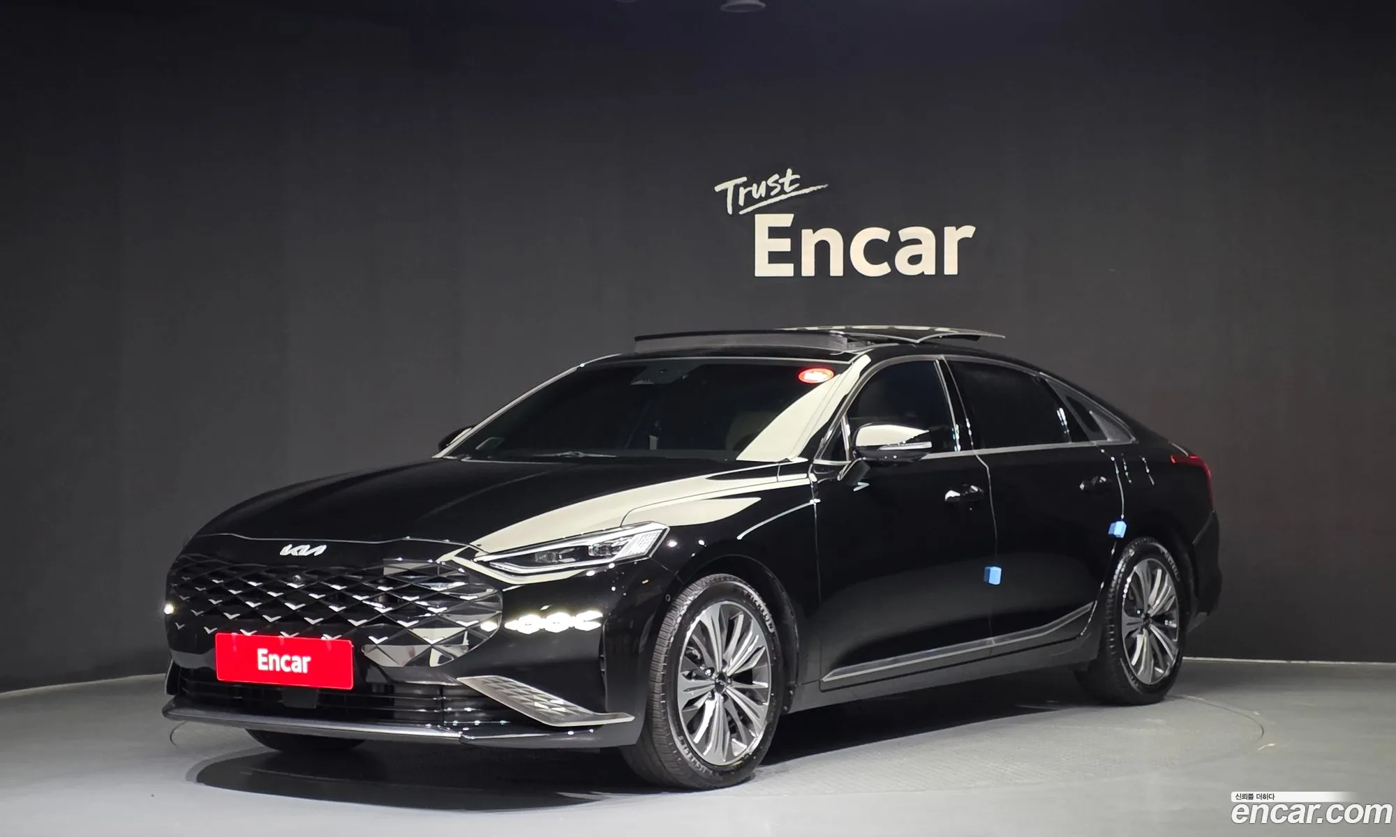 Kia K8 Hybrid 2023 — 20