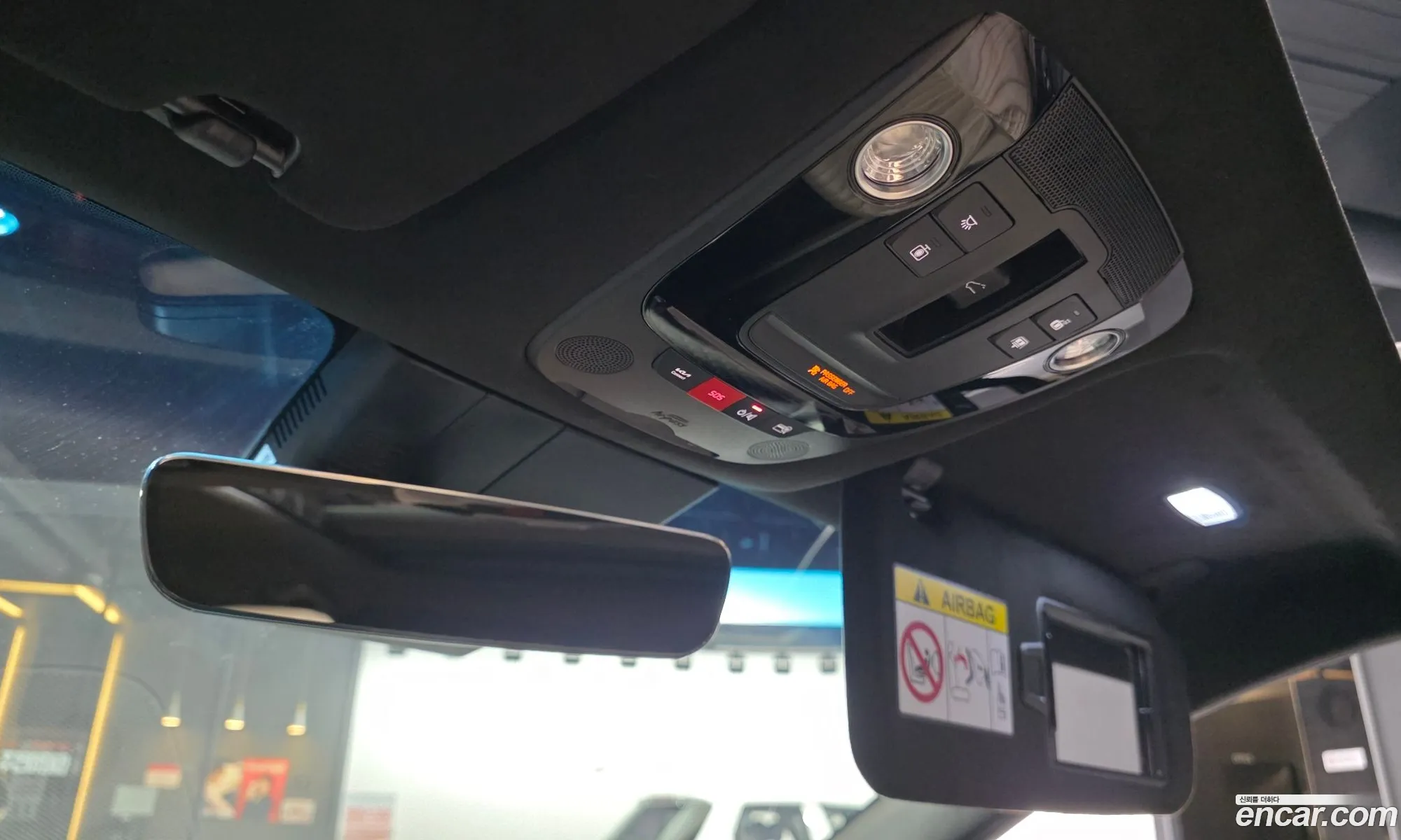 Kia K8 Hybrid 2023 — 12