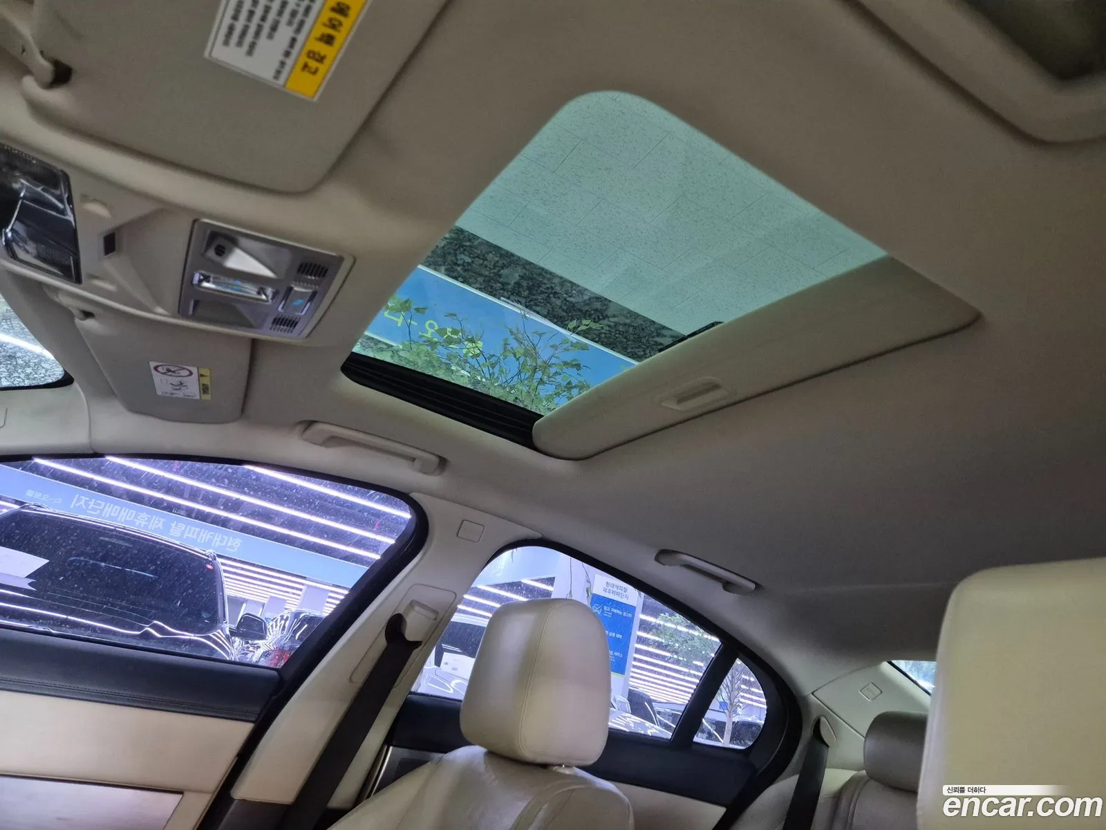 Jaguar XF 2015 — 9
