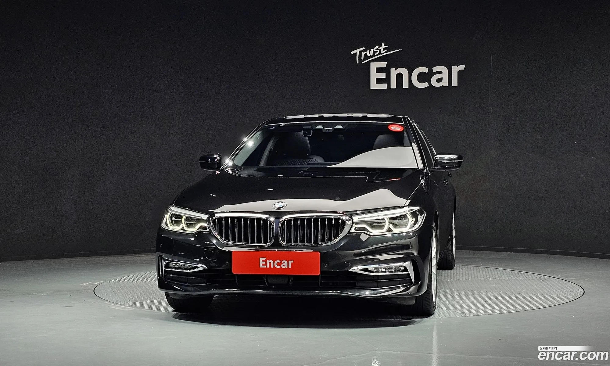 BMW 5 Series 2018 — 12