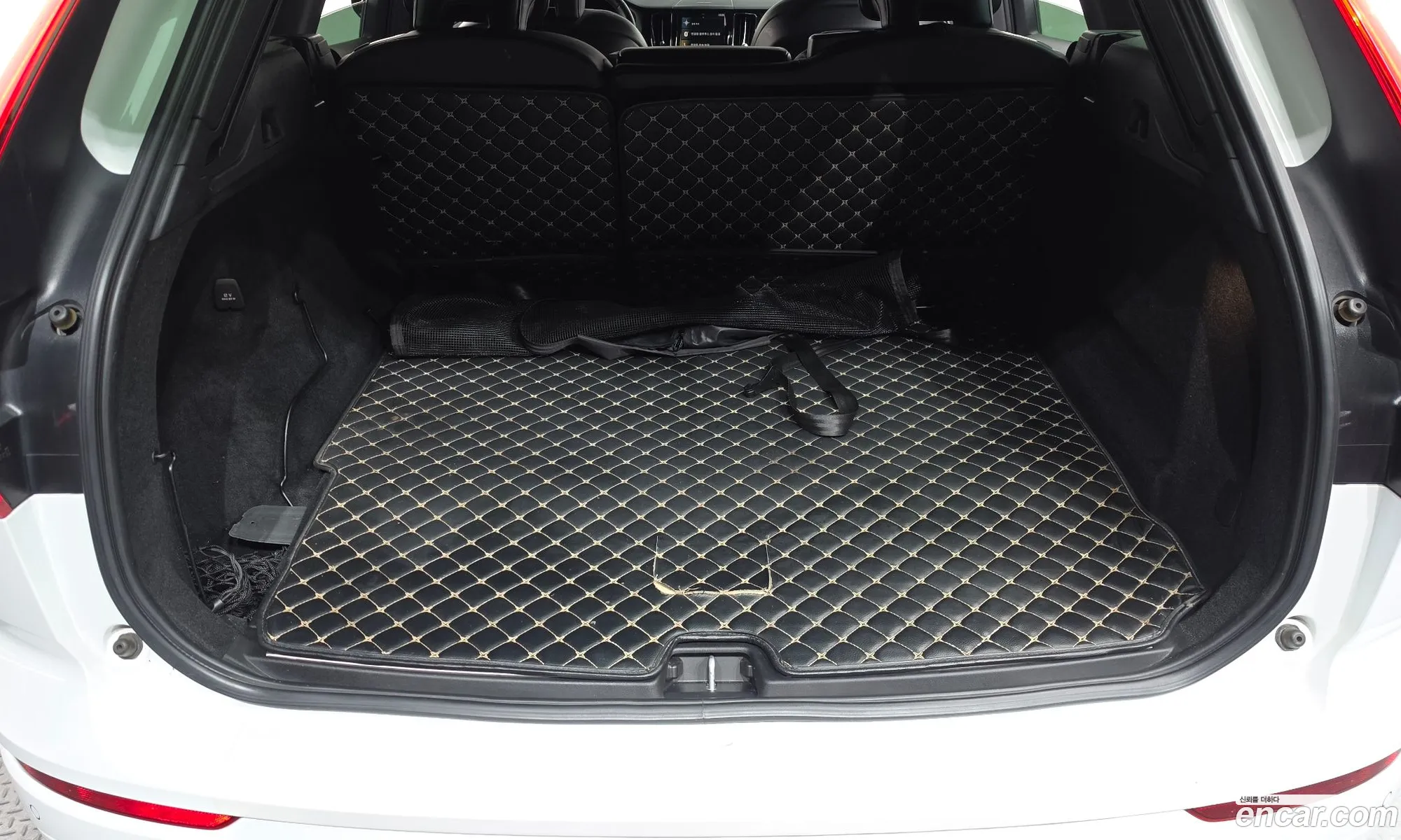 Volvo XC60 2020 — 2