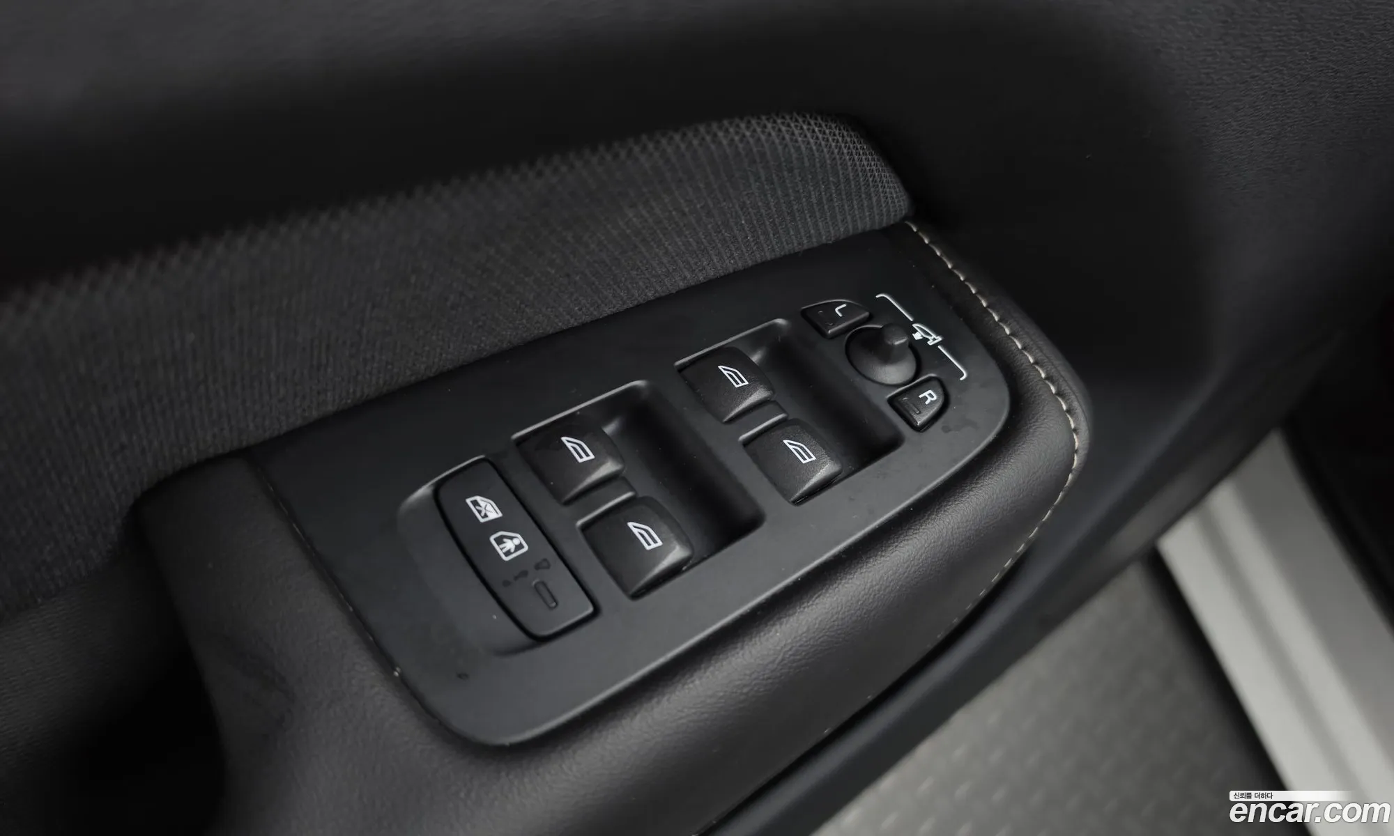 Volvo XC60 2020 — 21