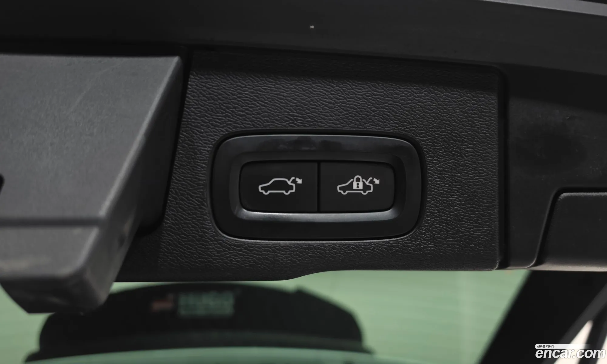 Volvo XC60 2020 — 11