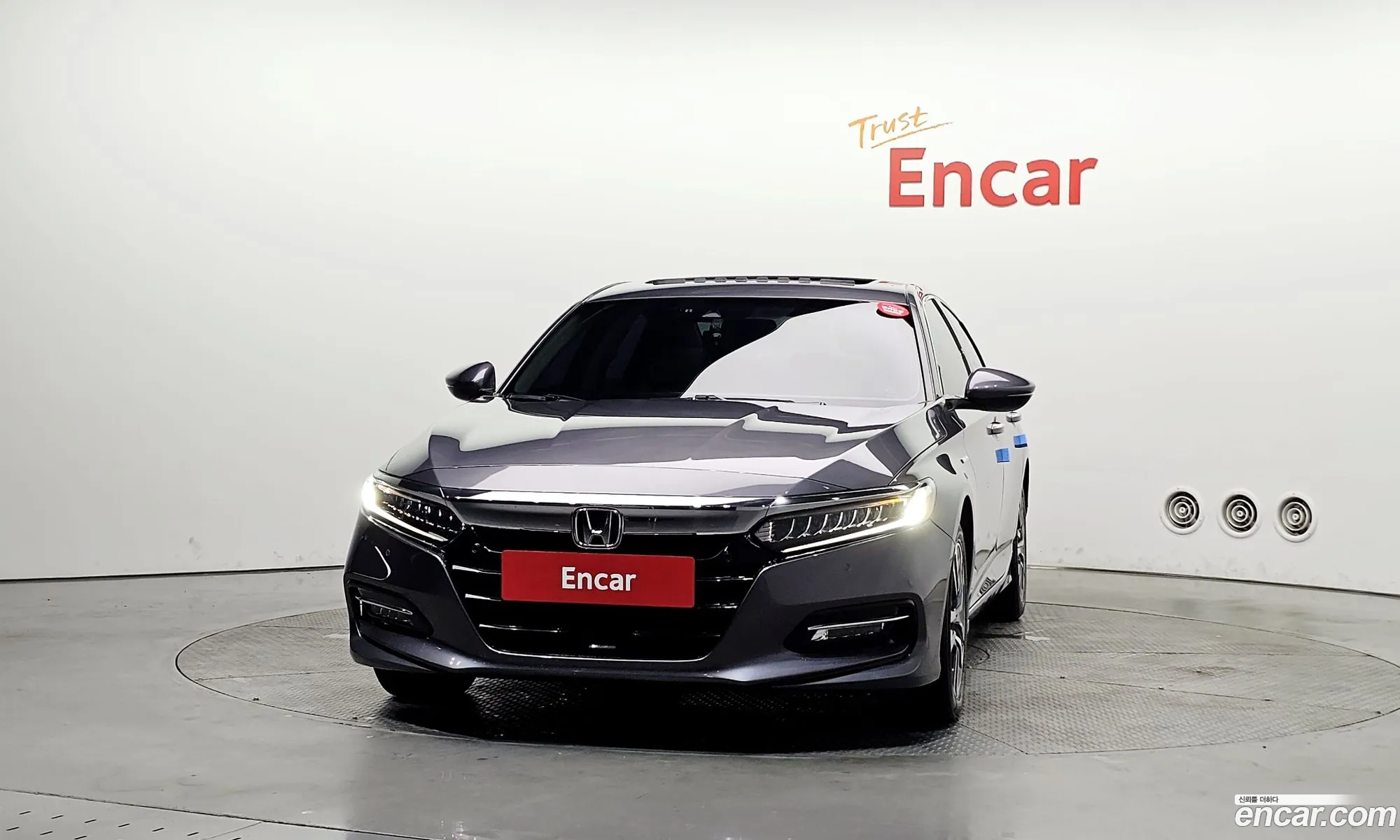 Honda Accord 10th Gen 2019 — 28
