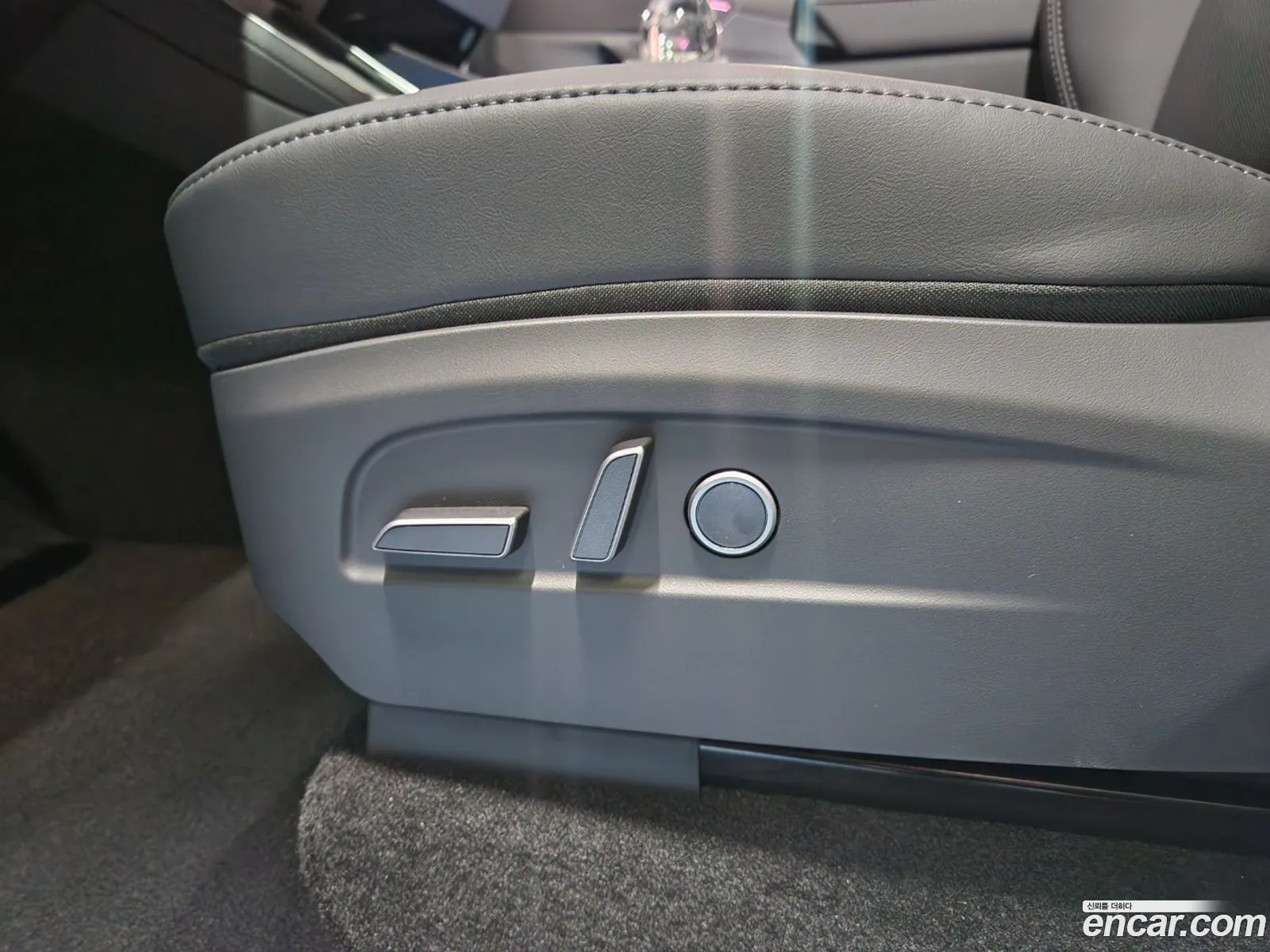 Tesla Model Y 2026 — 2