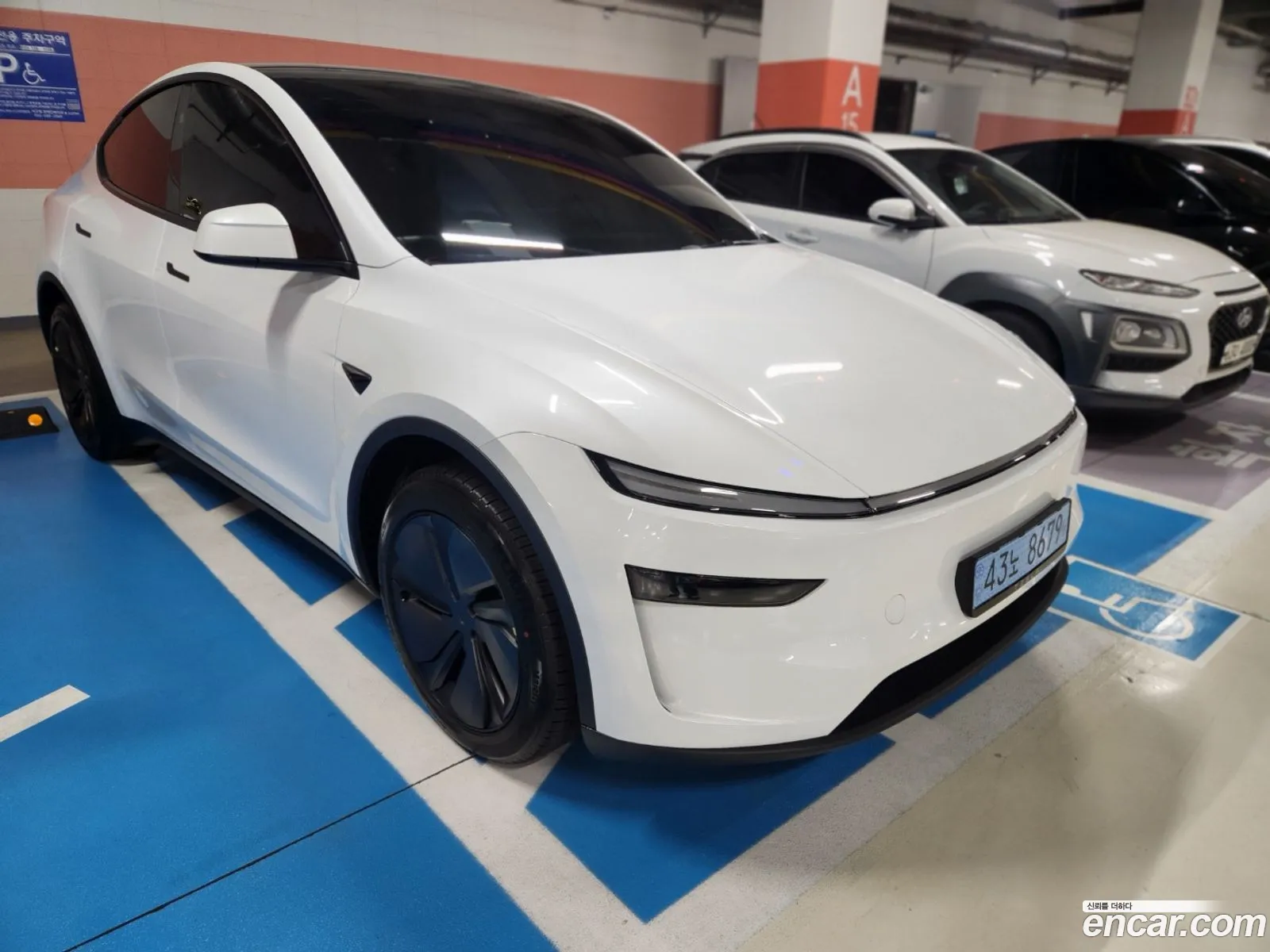 Tesla Model Y 2026 — 7
