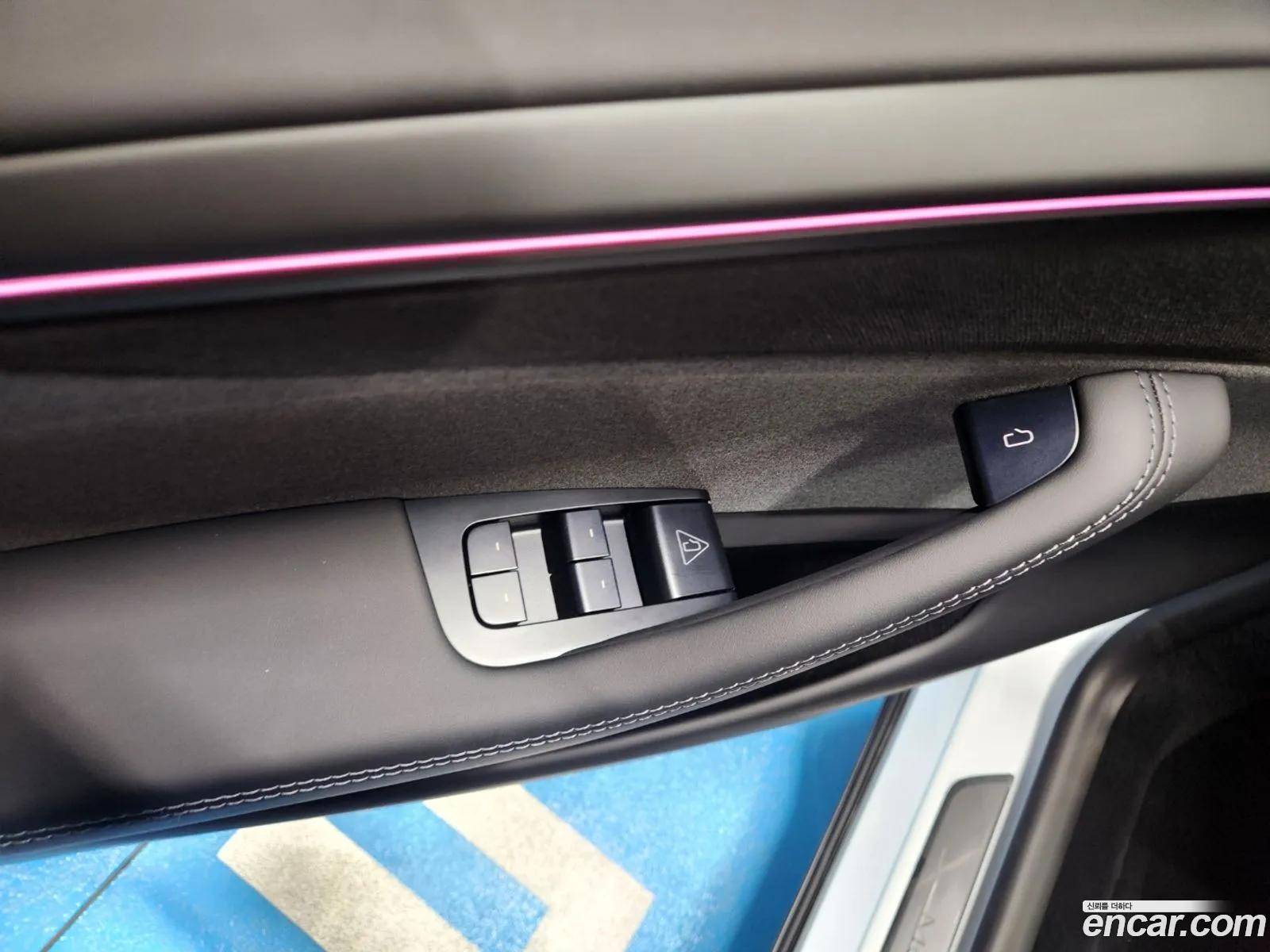 Tesla Model Y 2026 — 12