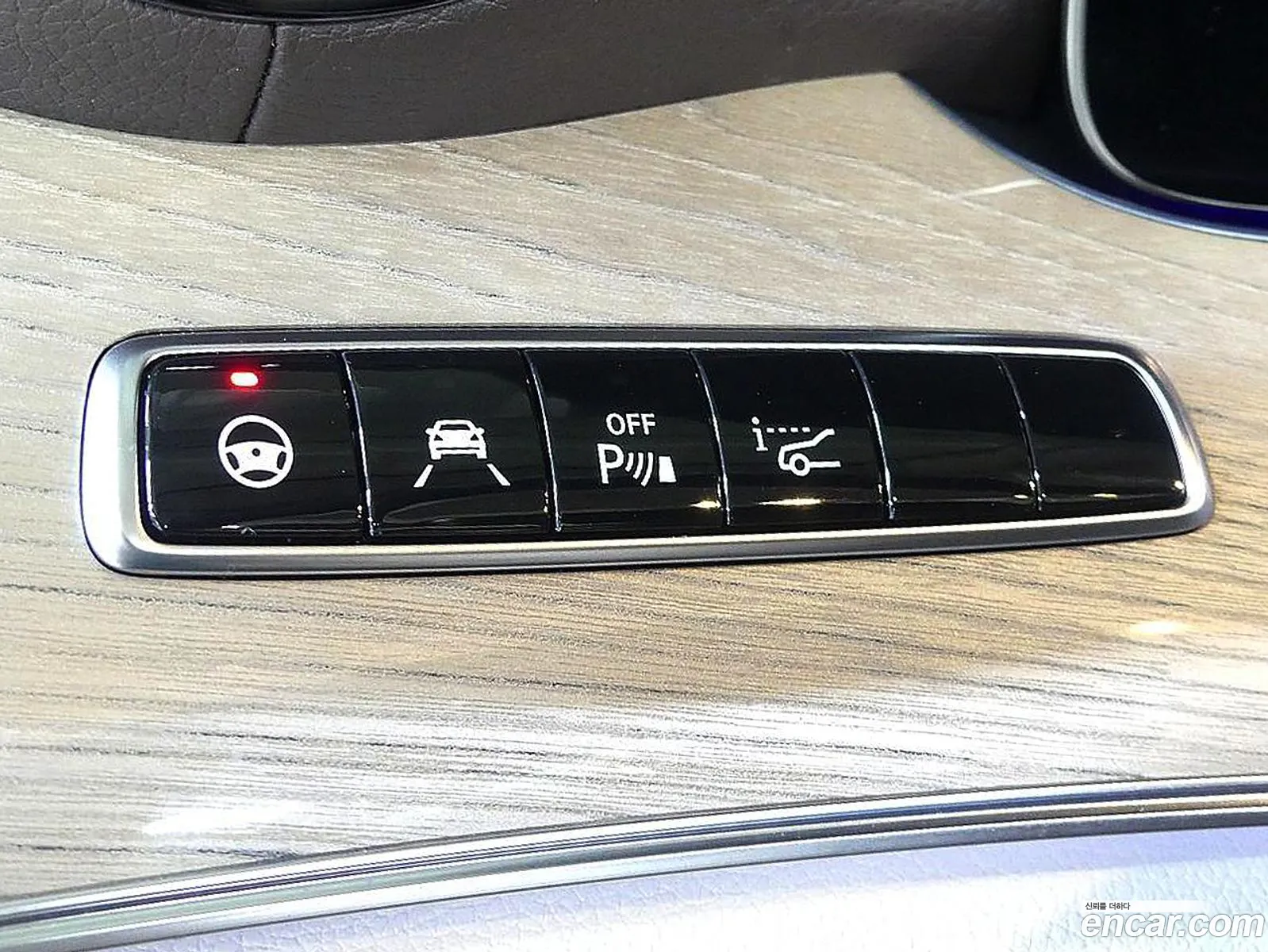 Mercedes-Benz E-Class W213 2020 — 10