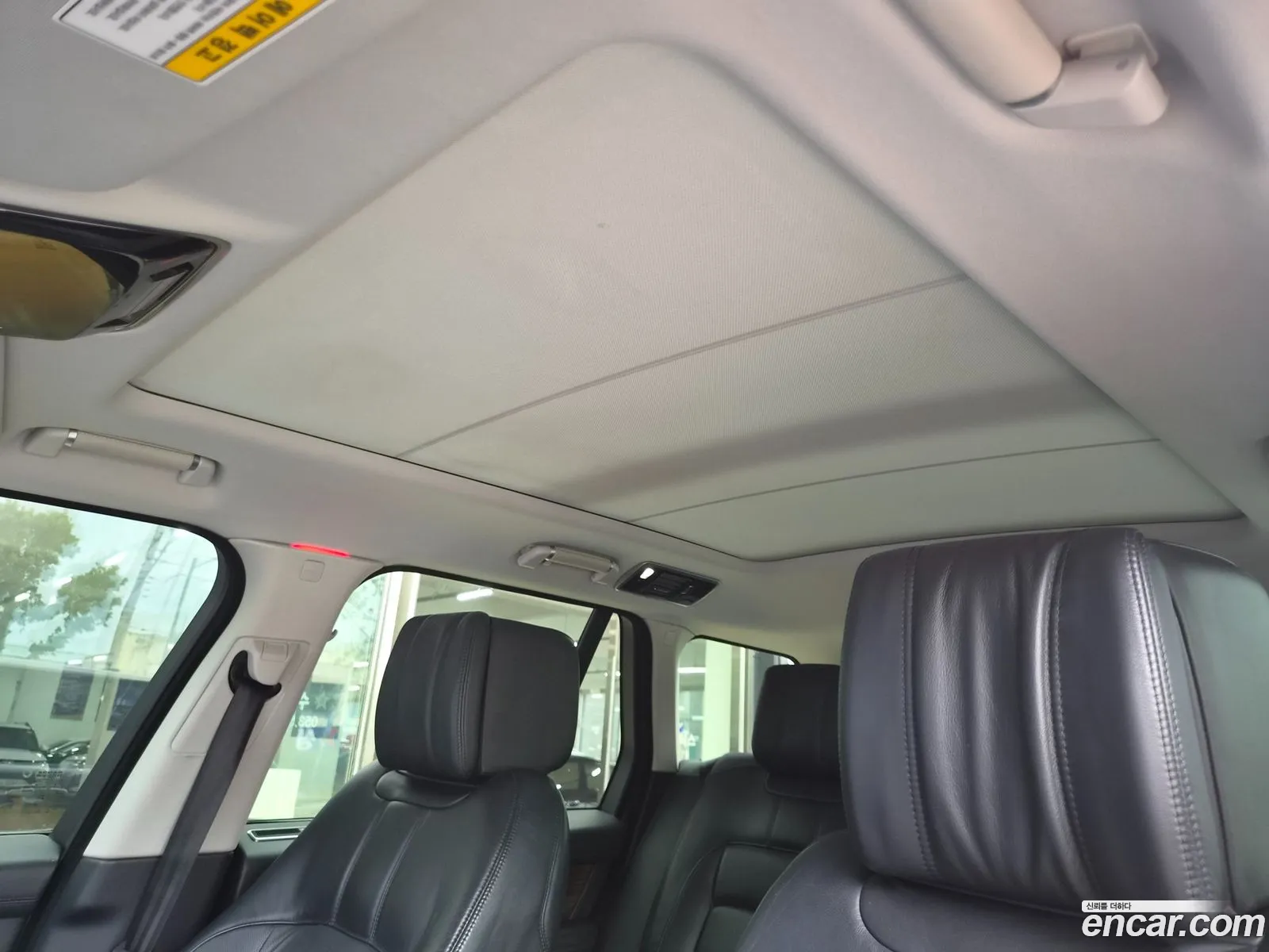 Land Rover Range Rover 2018 — 16